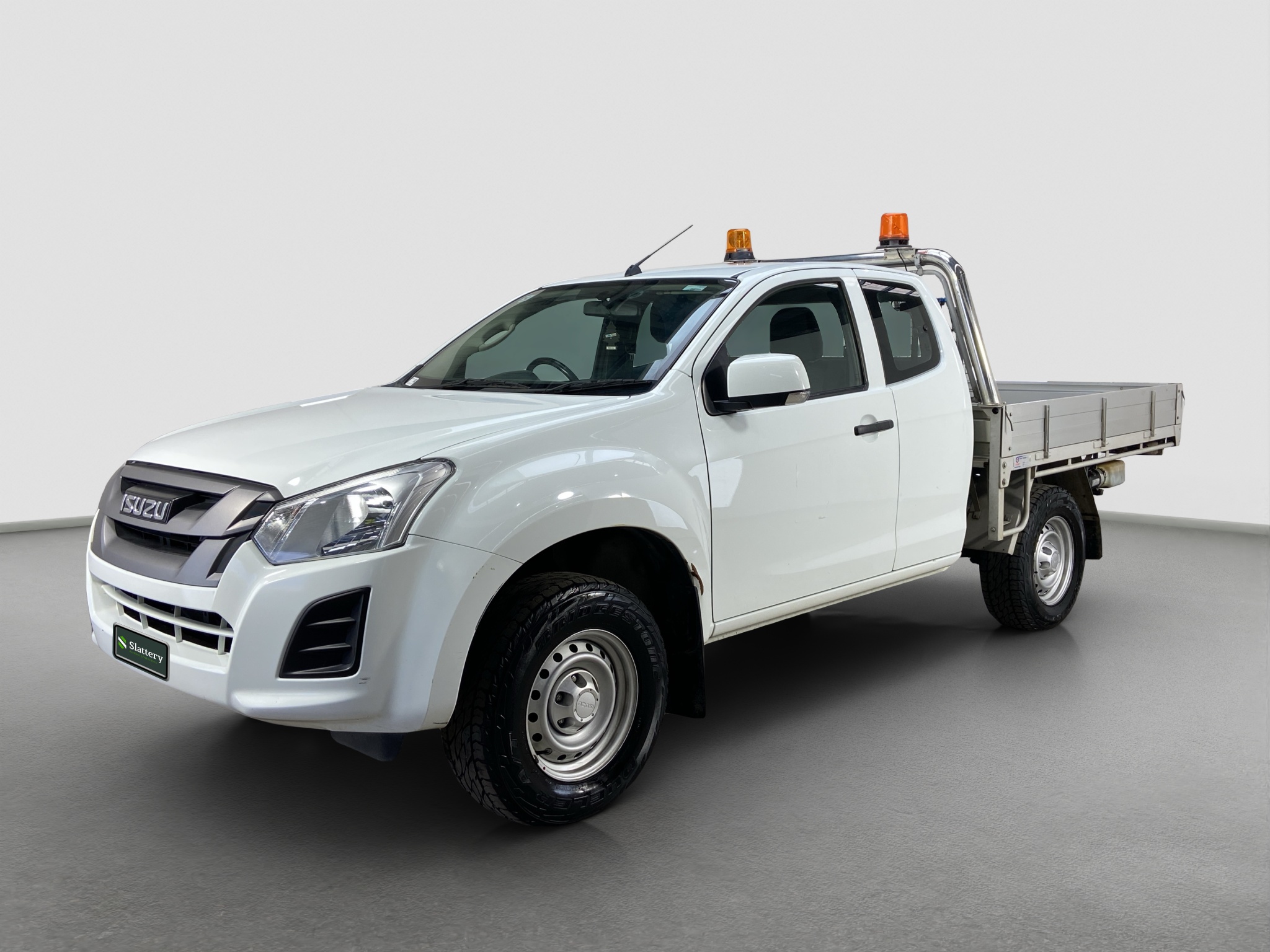 12 · 2019 Isuzu D-MAX 4x4 SX Extra Cab Tipper T/Diesel (Auto) (Council Asset)