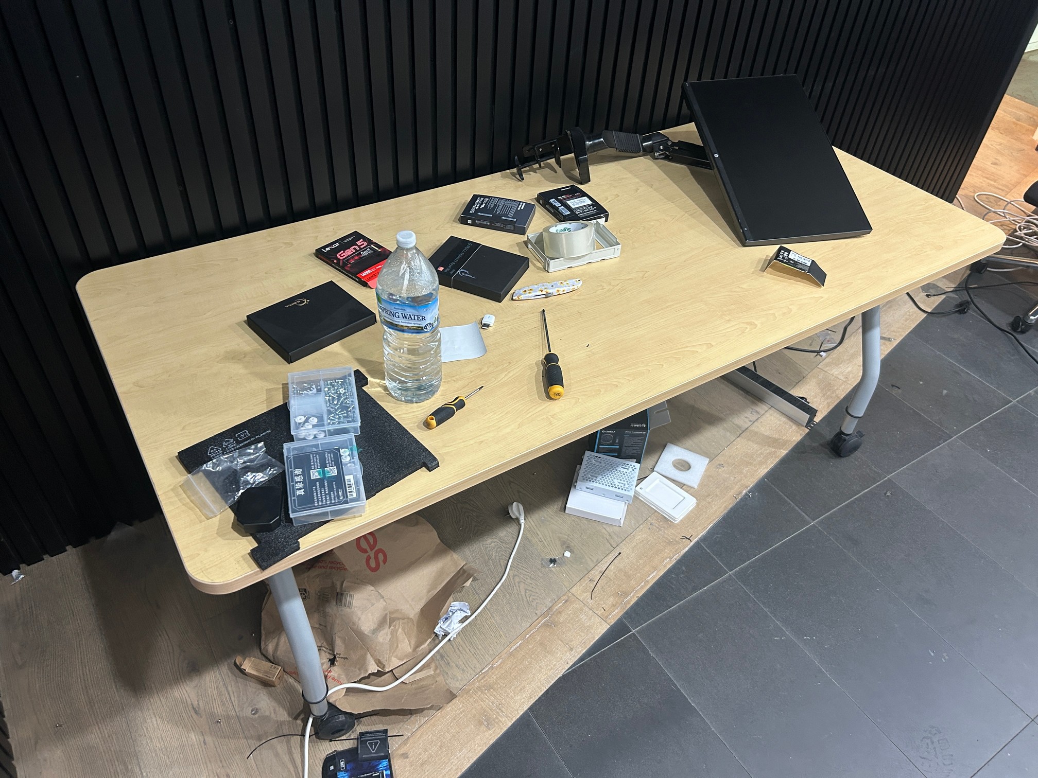 Contents Of Office Room