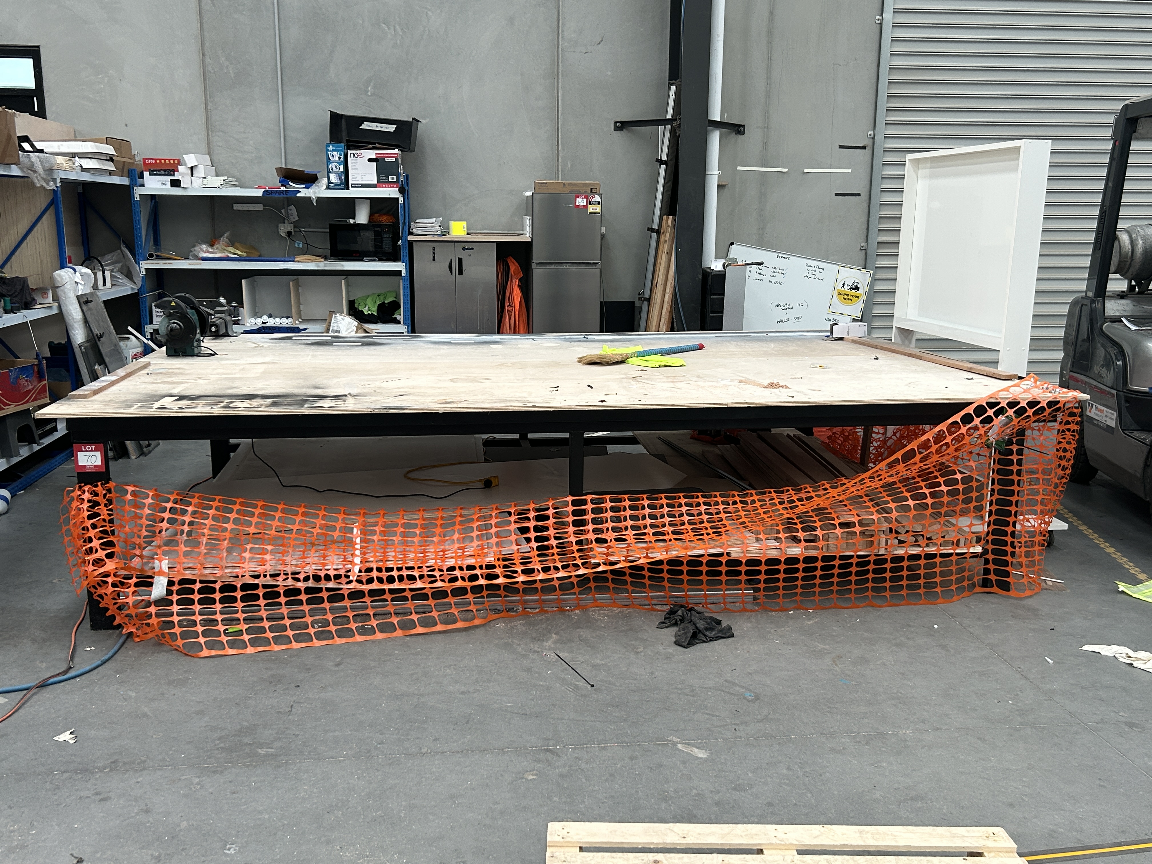 Workstation Table