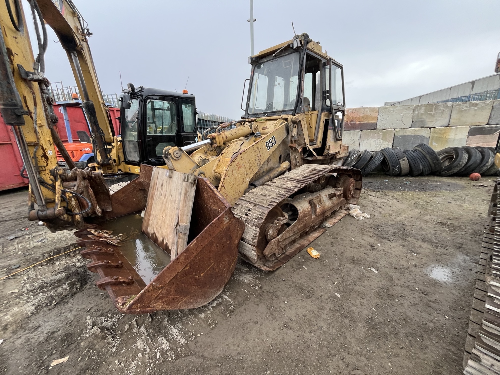 Caterpillar 953