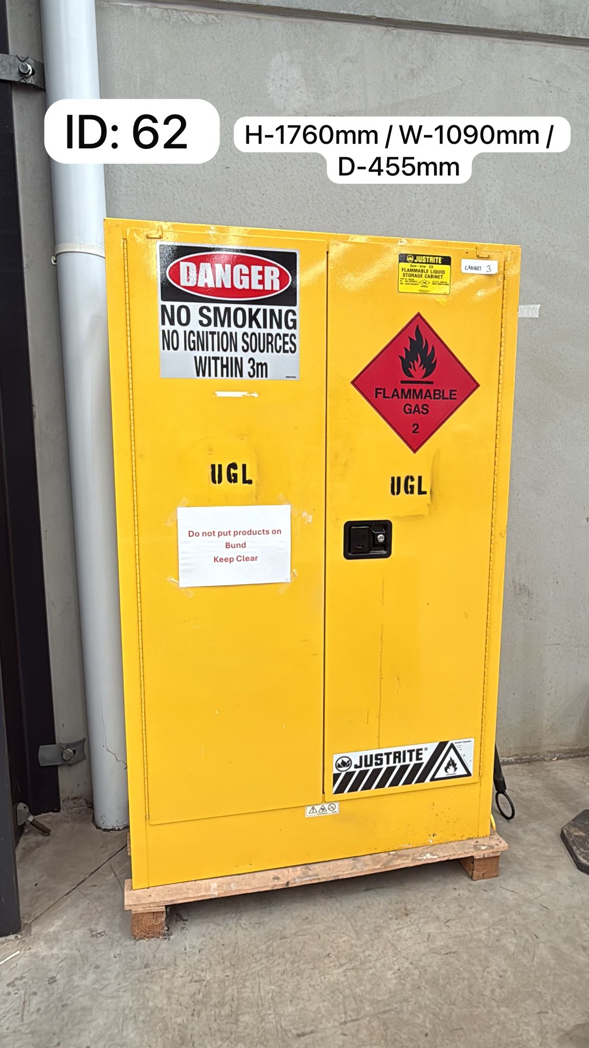Justrite Sure-Grip EX Flammable Liquid Storage Cabinet – Yellow, Twin Door, H1760 x W1090 x D455mm