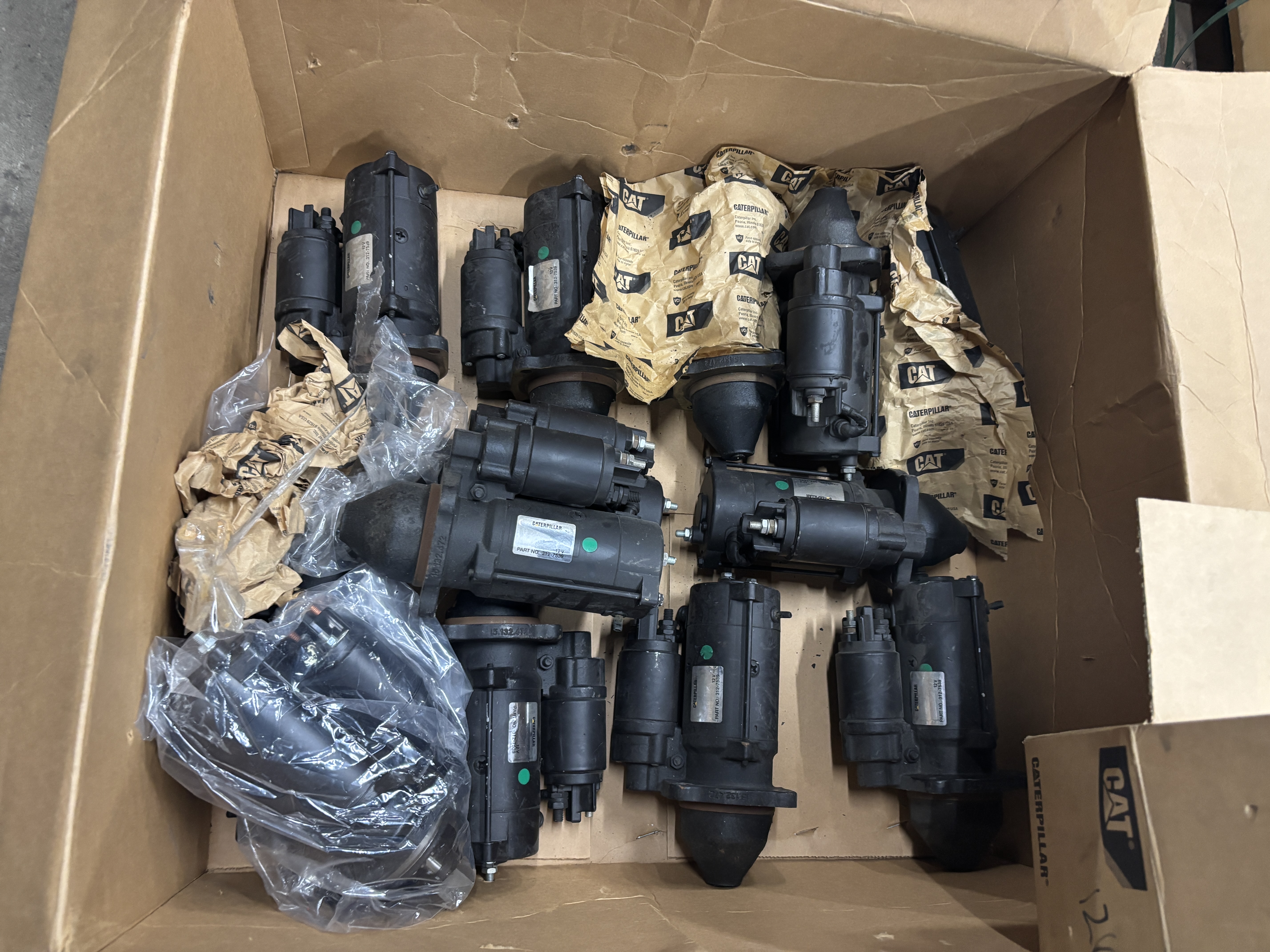 8 · 10 X CAT Heavy Industrial NOS Starter Motors