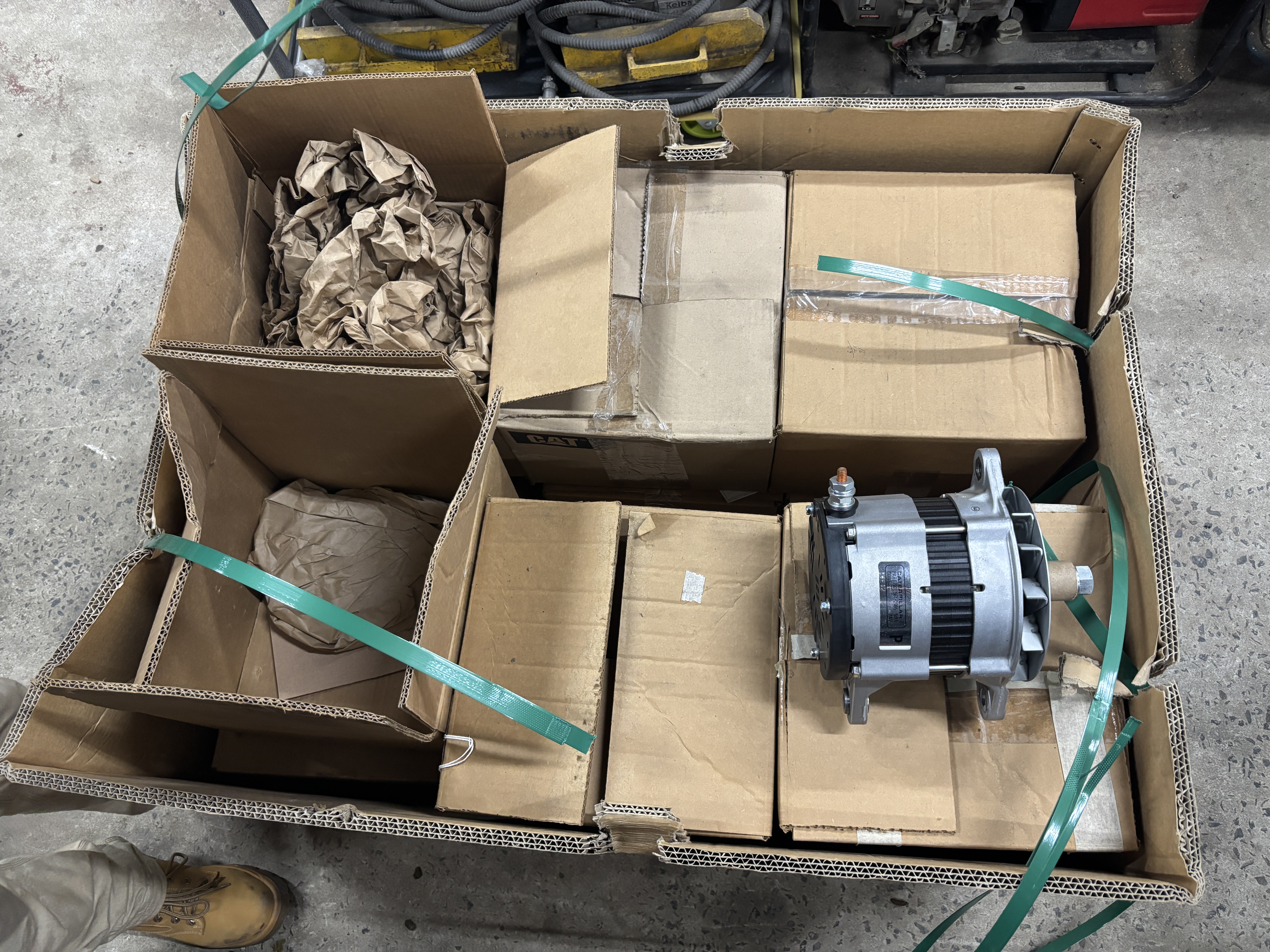 5 · 6 X CAT Heavy Industrial NOS Alternators