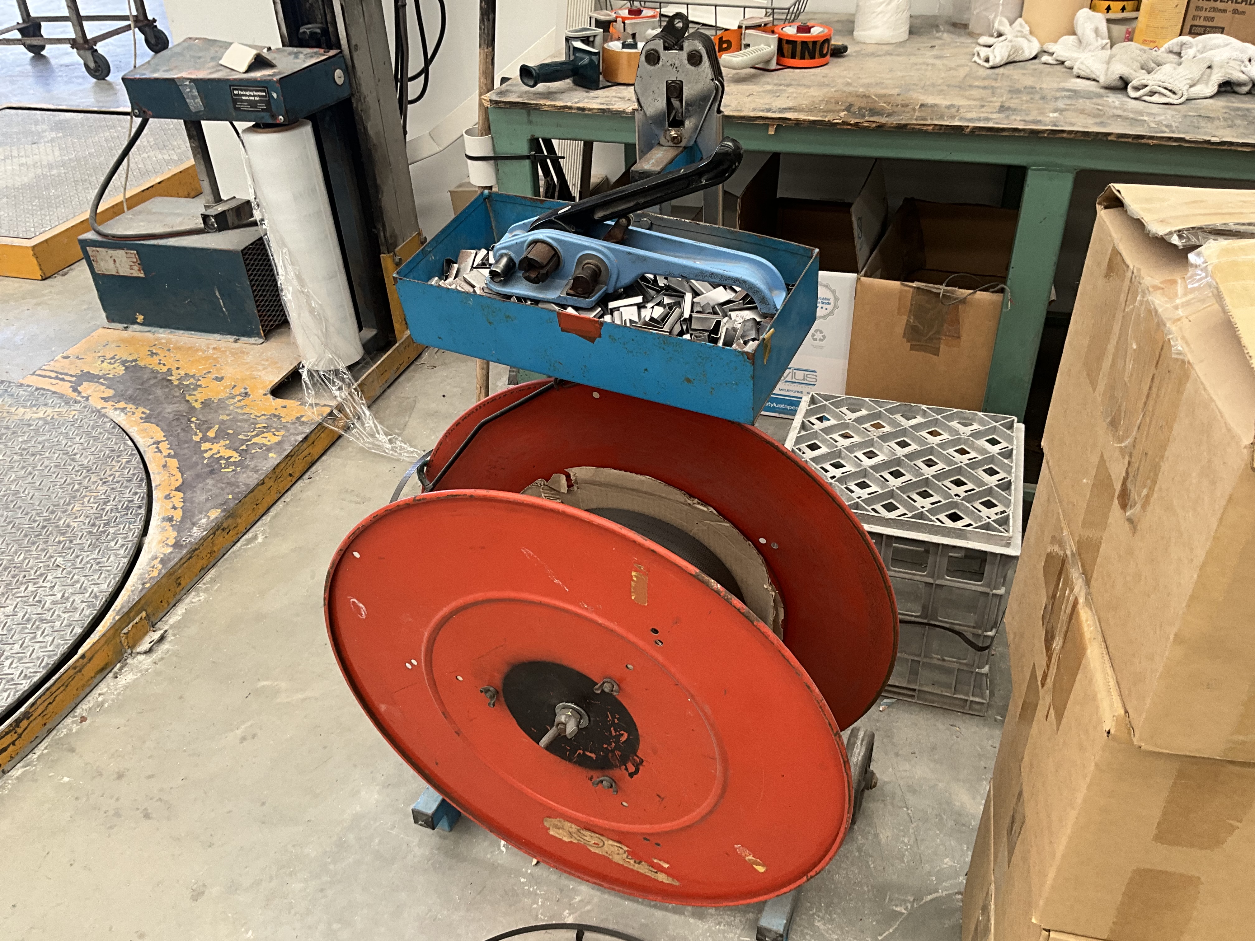 Pallet Strapping Equipment