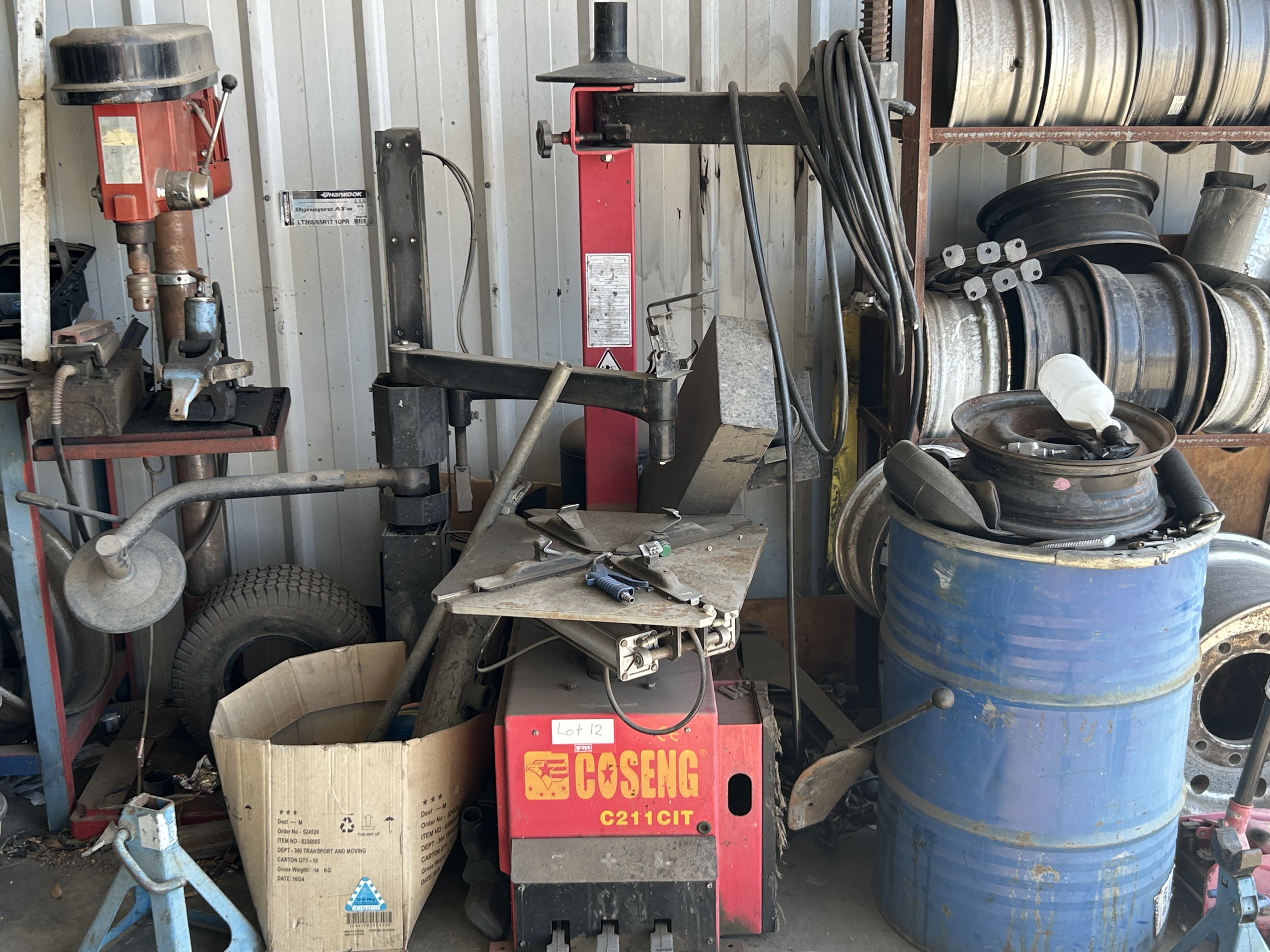 Coseng Tyre Changer