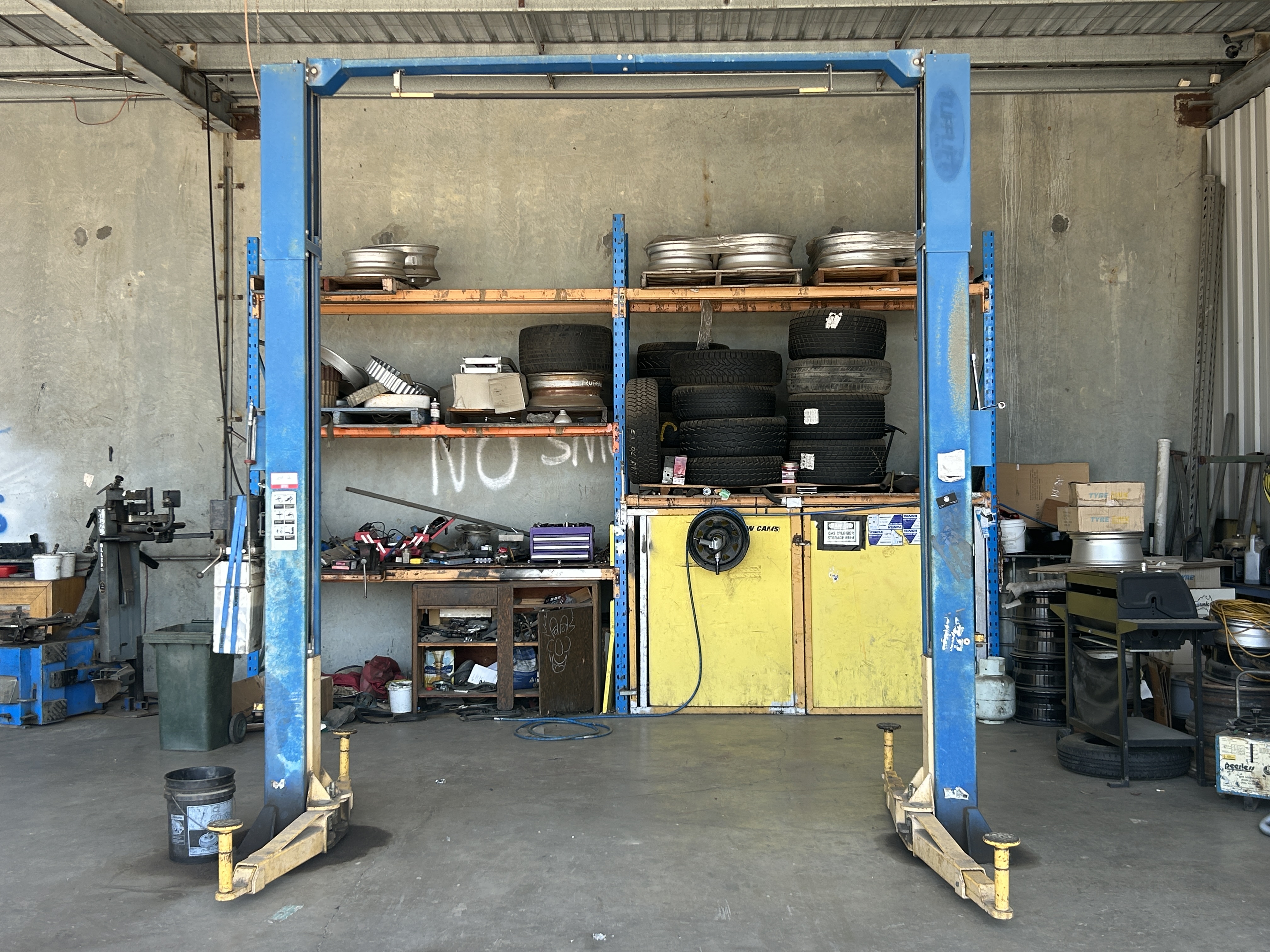 2 · Tufflift TL4 50HDI 2 Post Hoist