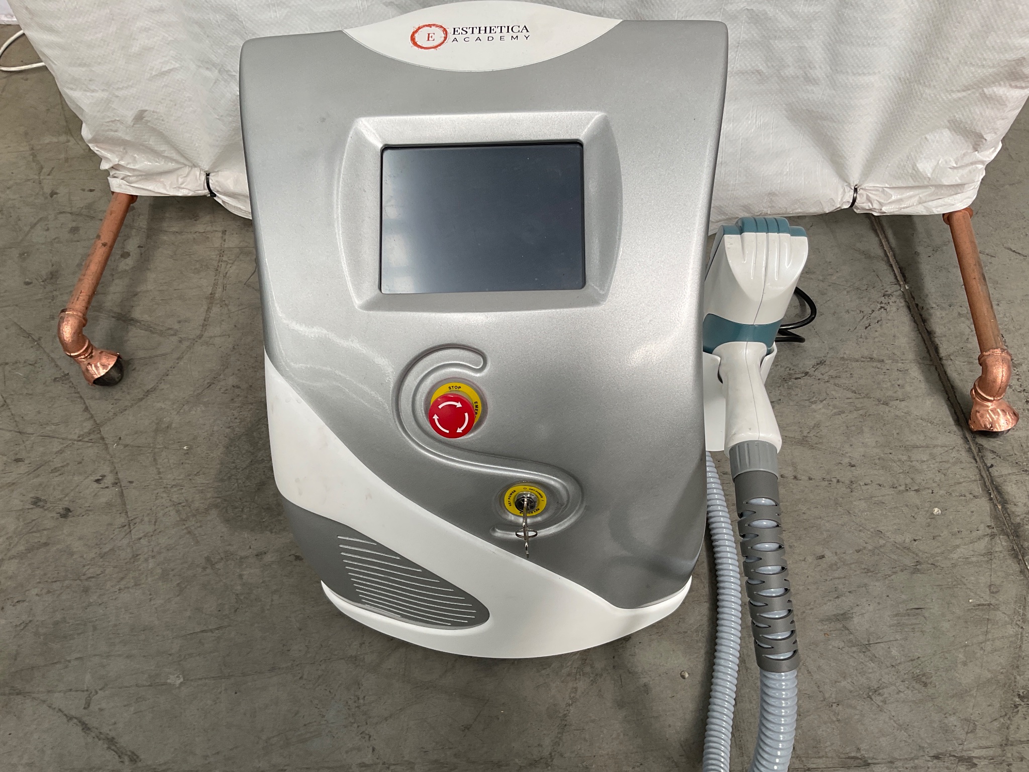 2 · Esthetica Academy IPL / Laser Aesthetic Treatment Machine