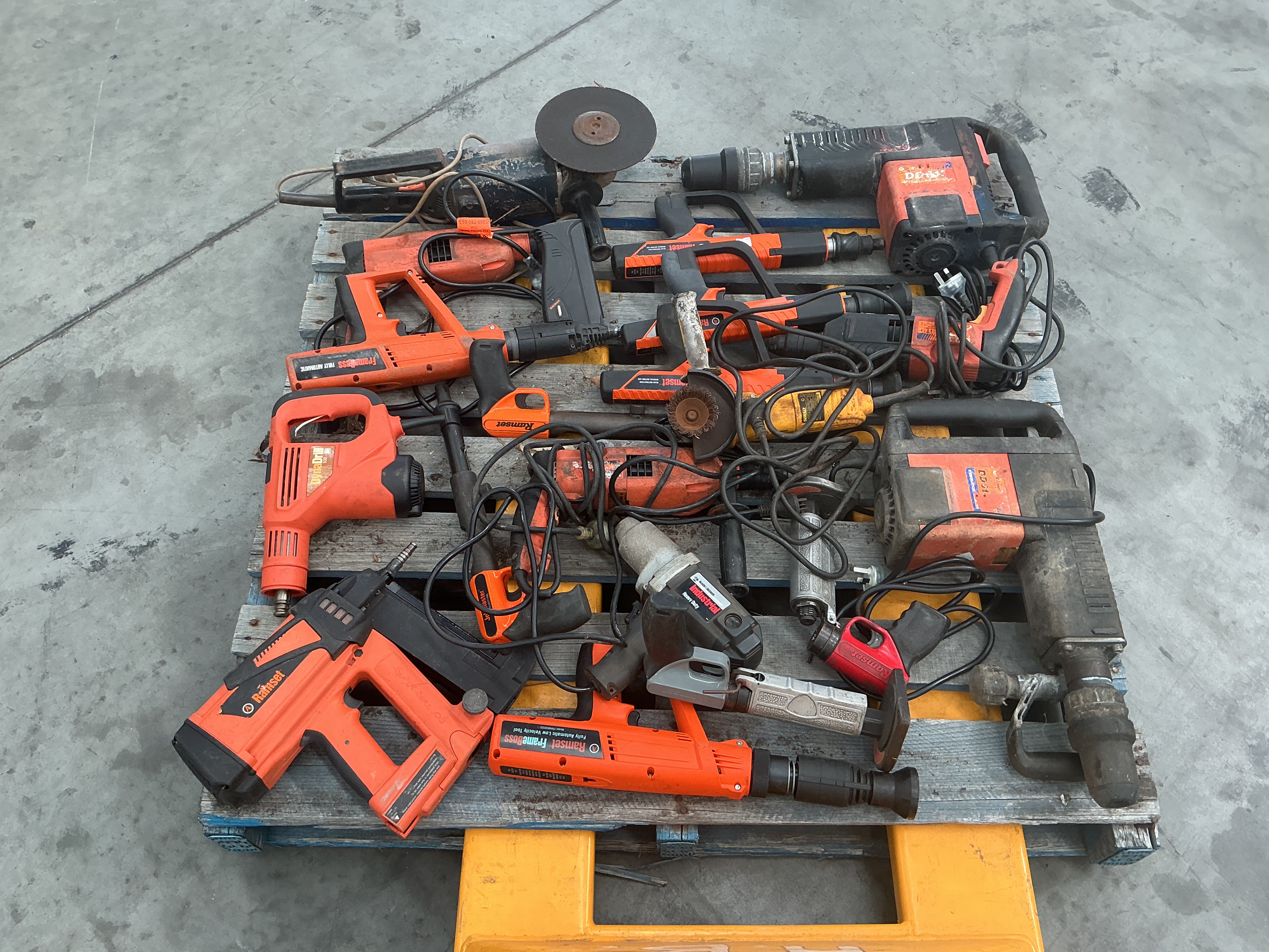 1 X Pallet Assorted Ramset Power Tools