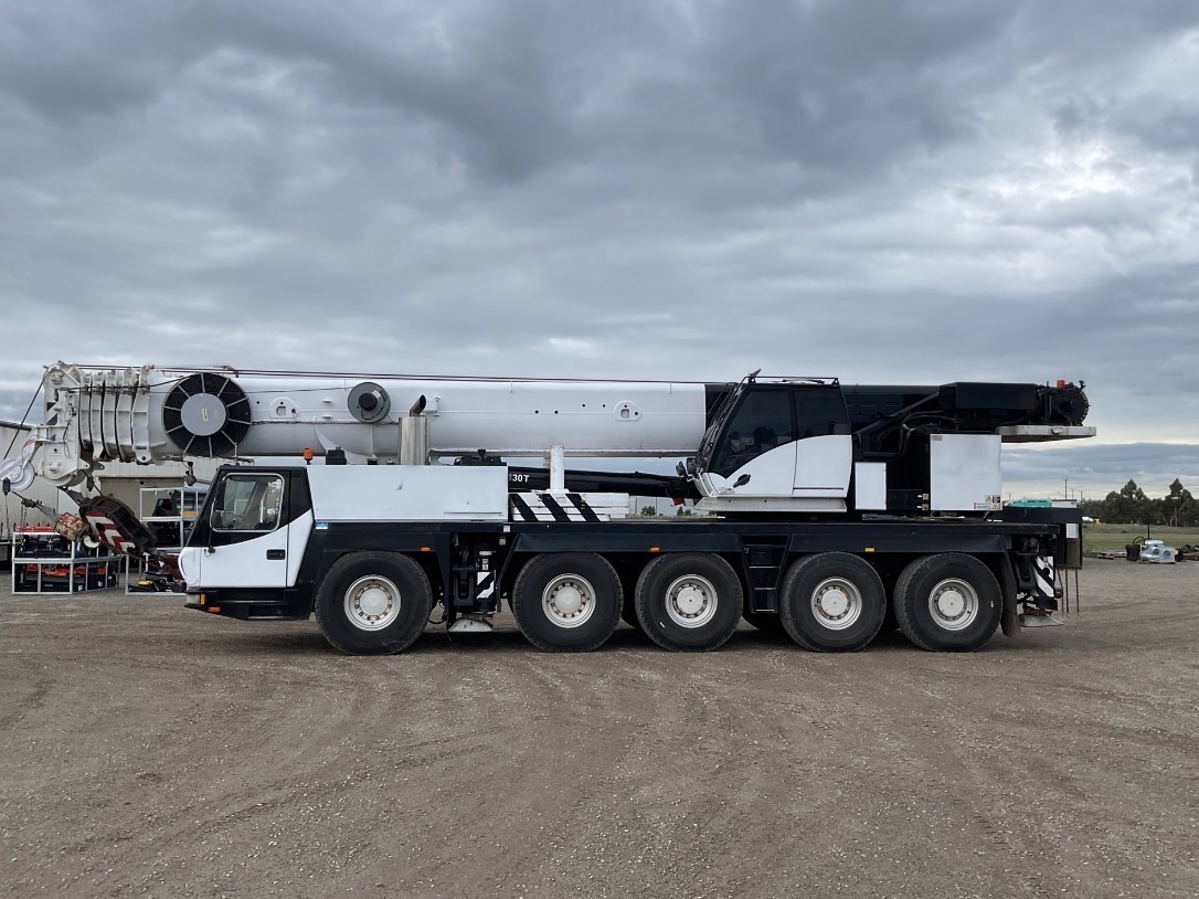 1 · 2007 Grove GMK5130-1 130 Ton All Terrain Crane.