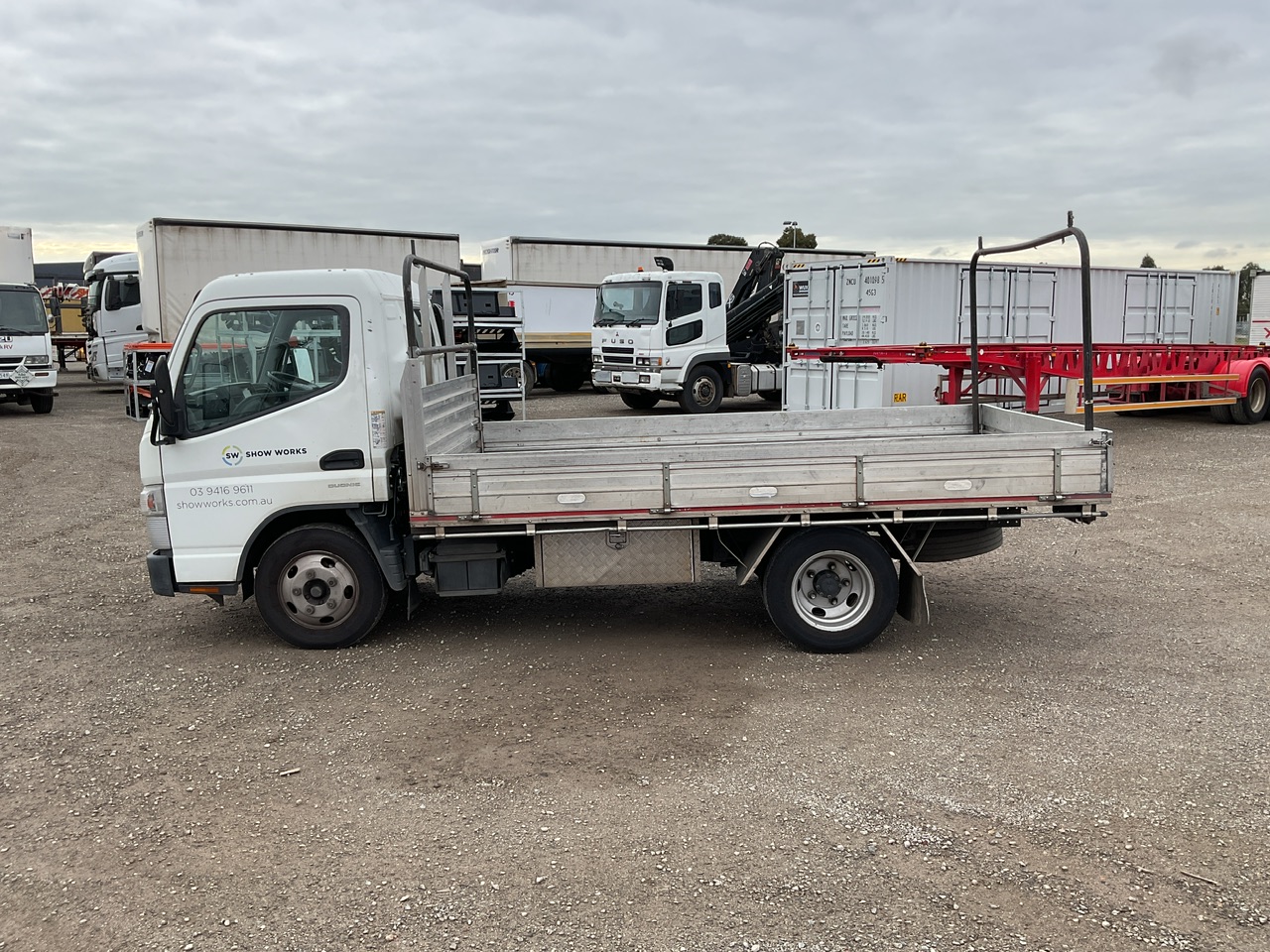 2014 Mitsubishi Canter 4x2 Tray Truck