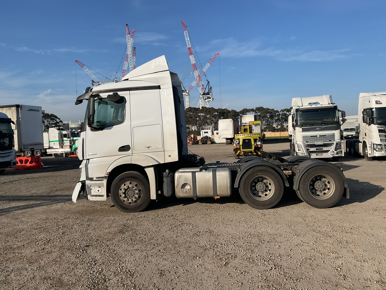 9 · 2018 Mercedes Benz Actros 6x4 Prime Mover **Tow Only***