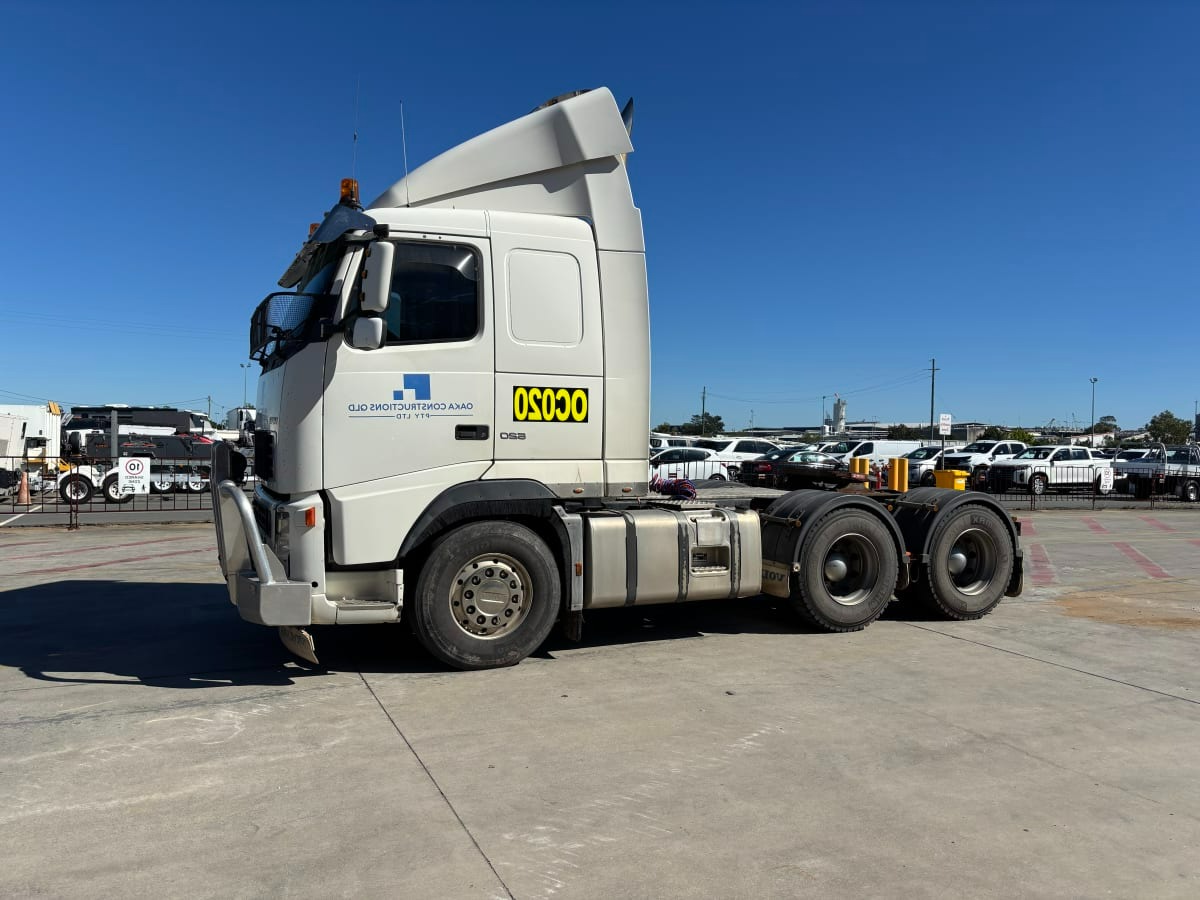 2006 Volvo FH13 6x4 Prime Mover