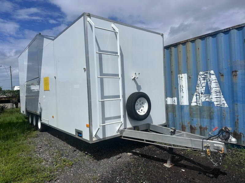 2023 Wellerly Enclosed Pantech Trailer