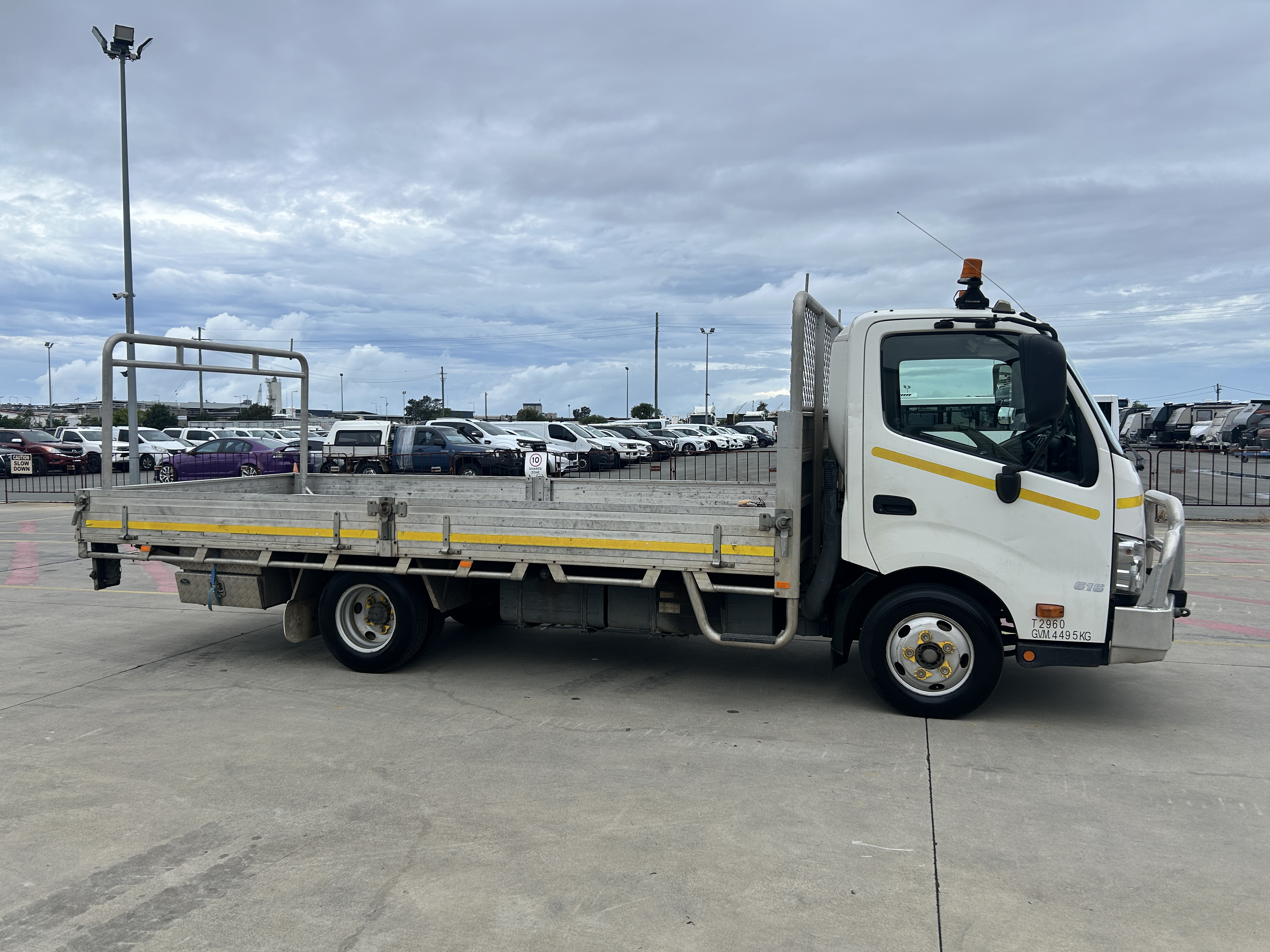 2015 Hino 300 616 4x2 Tray Truck (Ex Corporate)