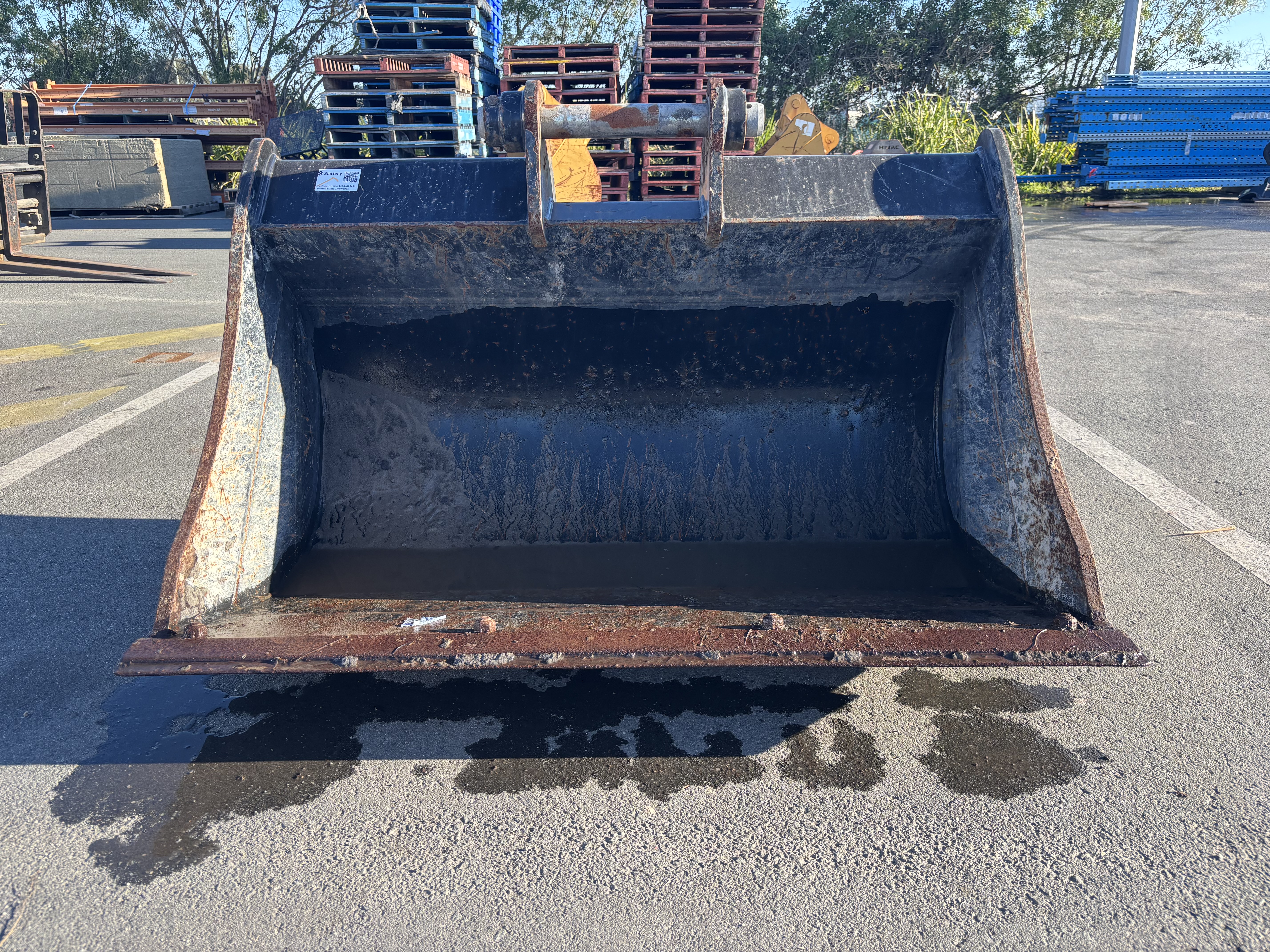 CAT Mud Bucket (1200mm)