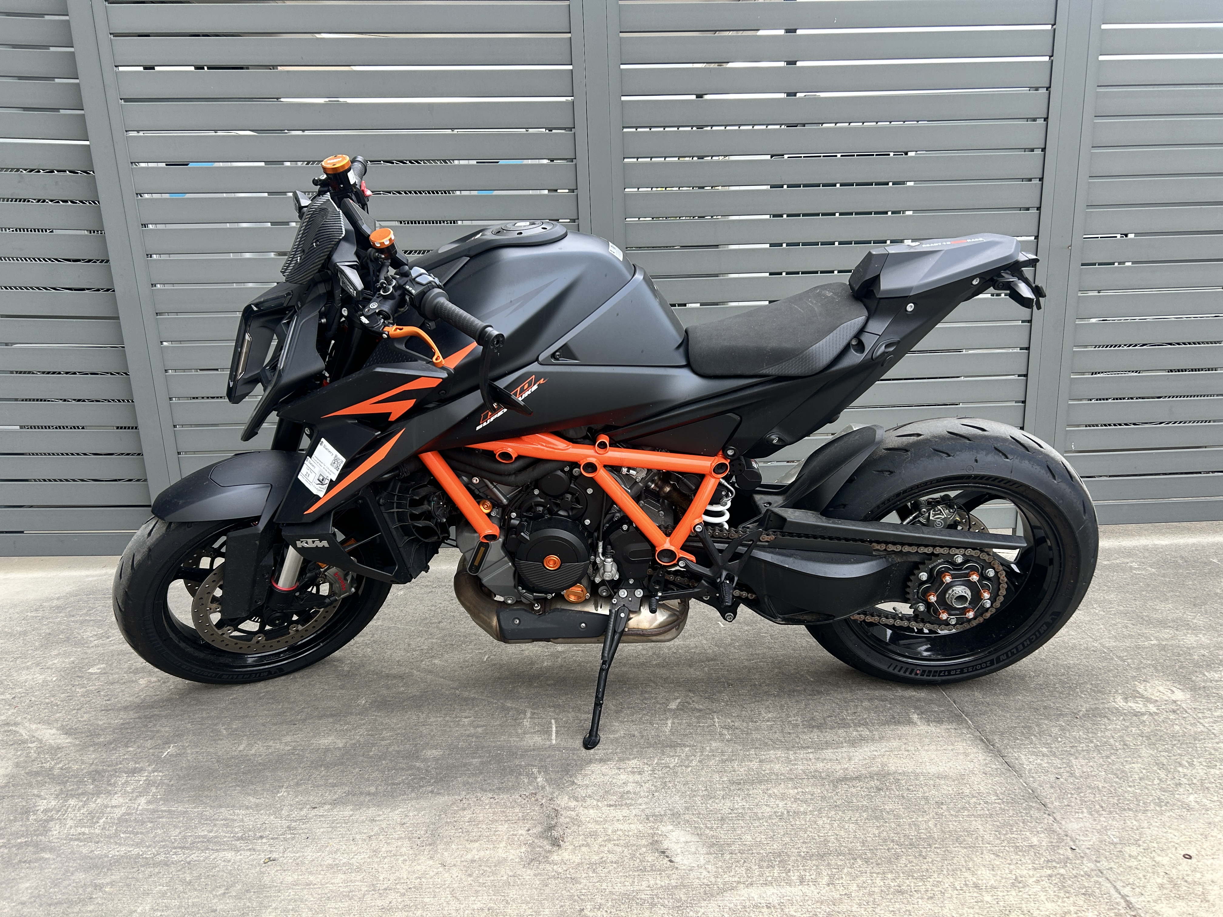 2024 KTM SuperDuke R 1390 Petrol