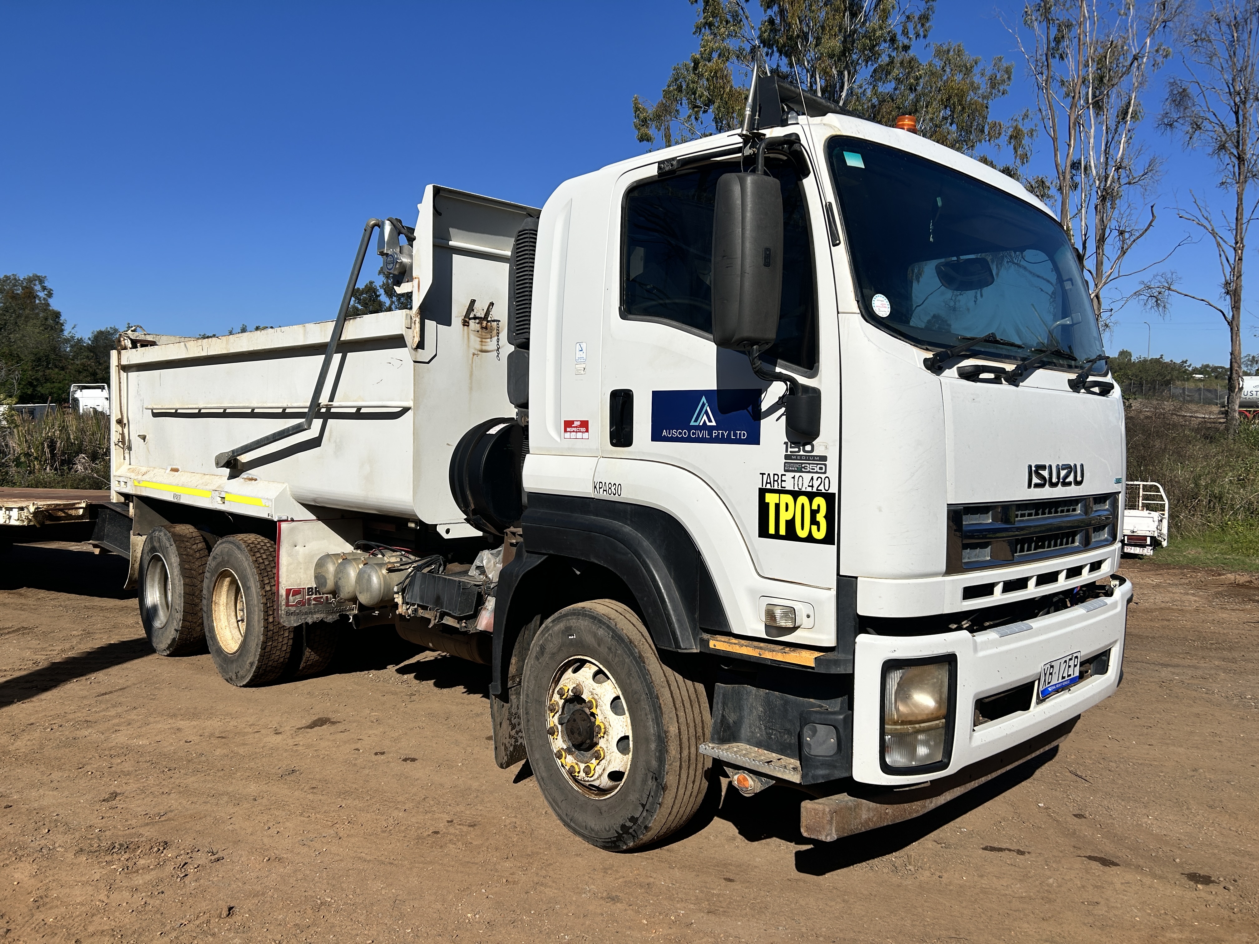 4 · 2013 Isuzu FH FXZ 1500 6x4 Tipper