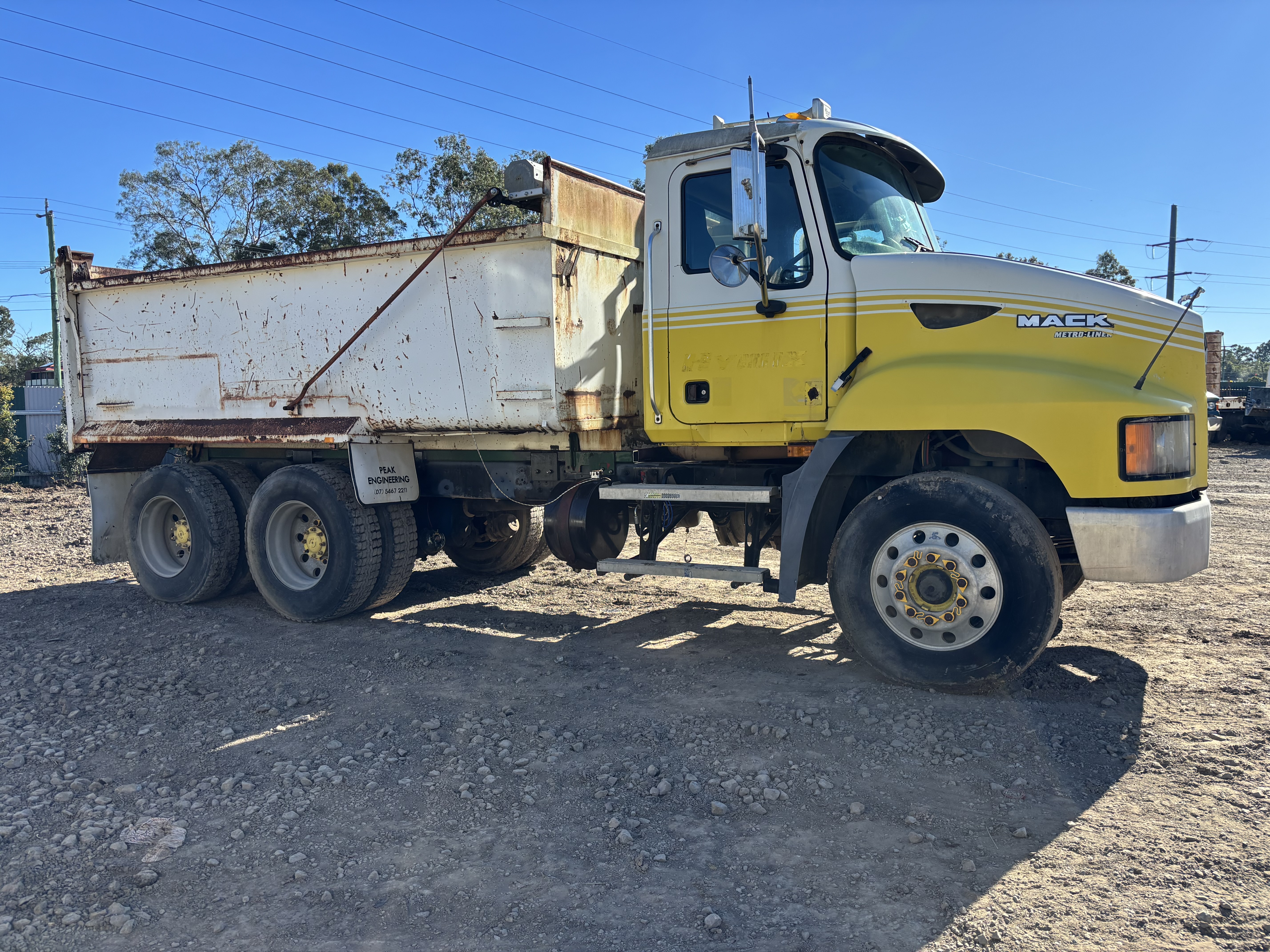 2006 Mack Metro-Liner ML 6x4 Tipper