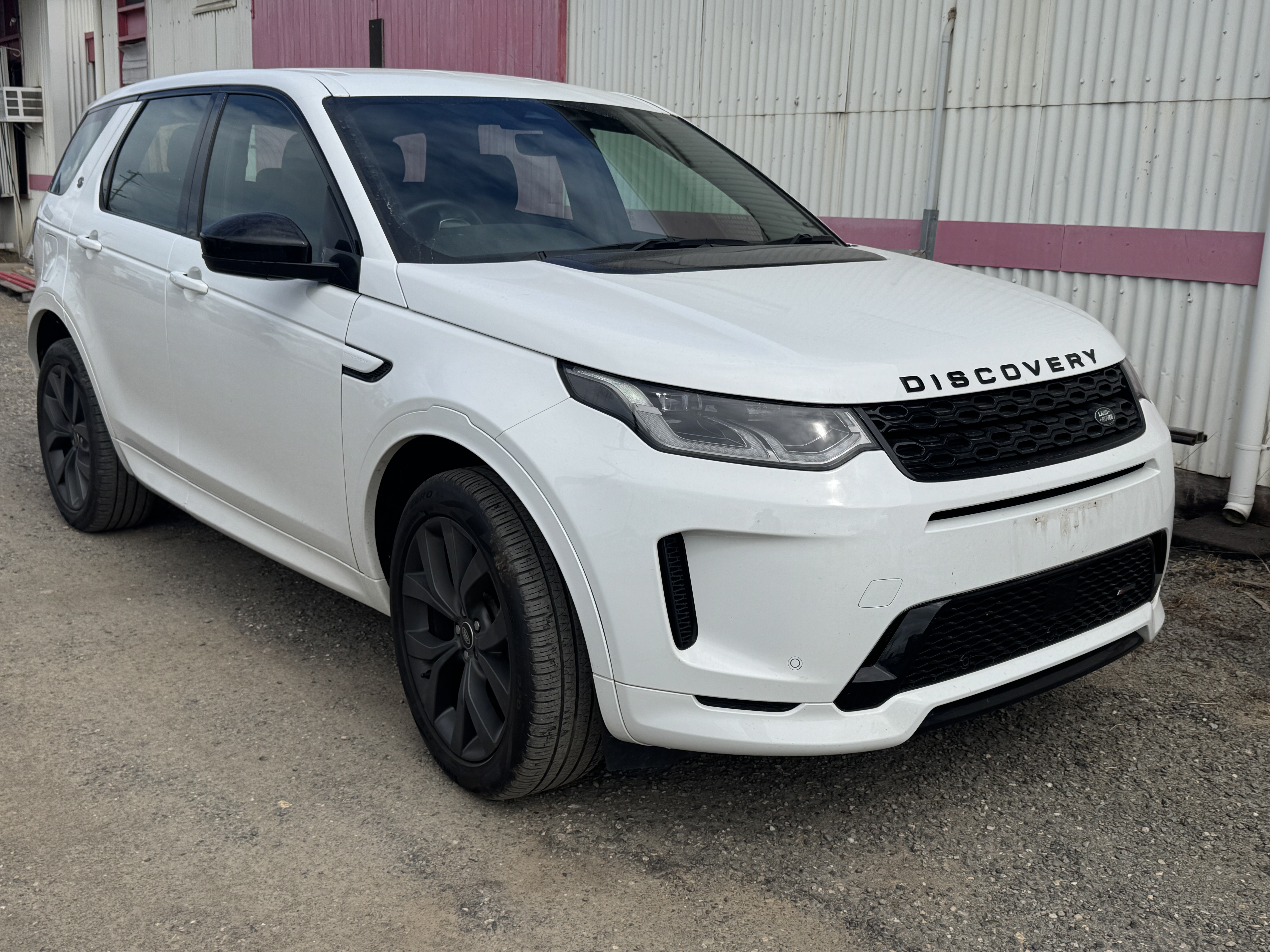 5 · 2023 Land Rover Discovery Sport P250 R-Dynamic SE Petrol (Ex Corporate)
