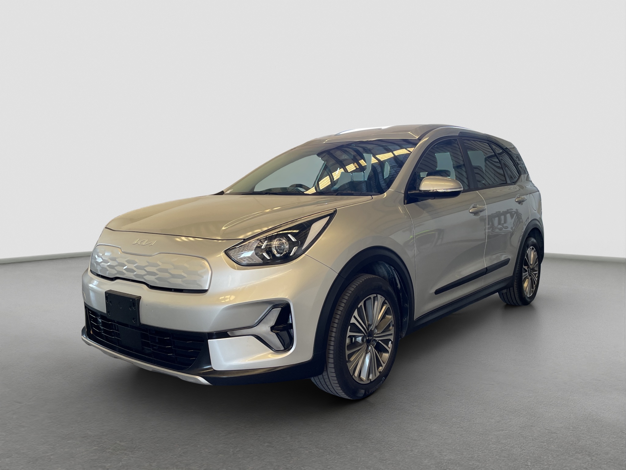 13 · 2022 Kia Niro Plus Hybrid-Petrol (Auto) (Ex Lease)
