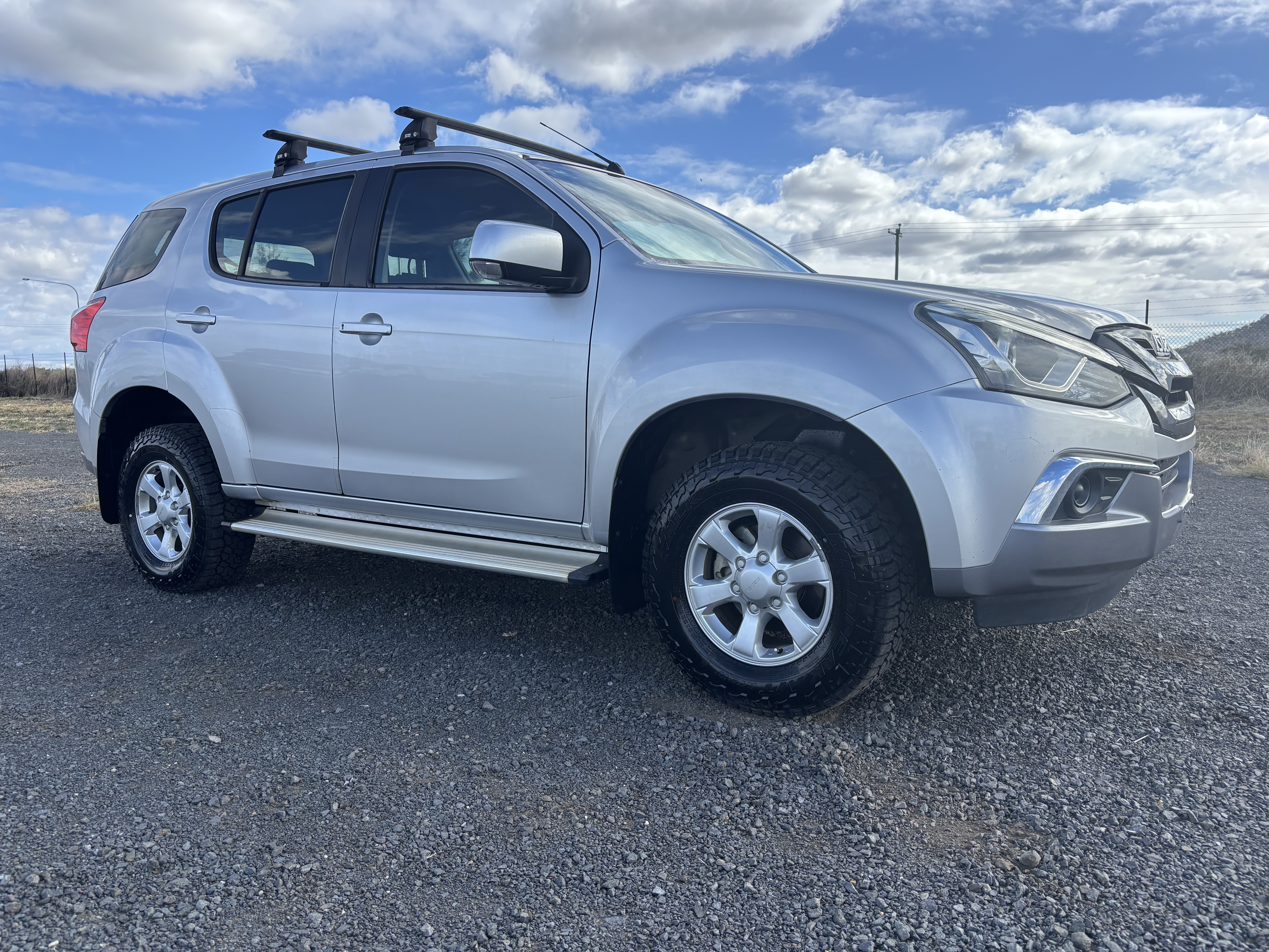 2020 Isuzu MU-X LS-M 4x2 Diesel