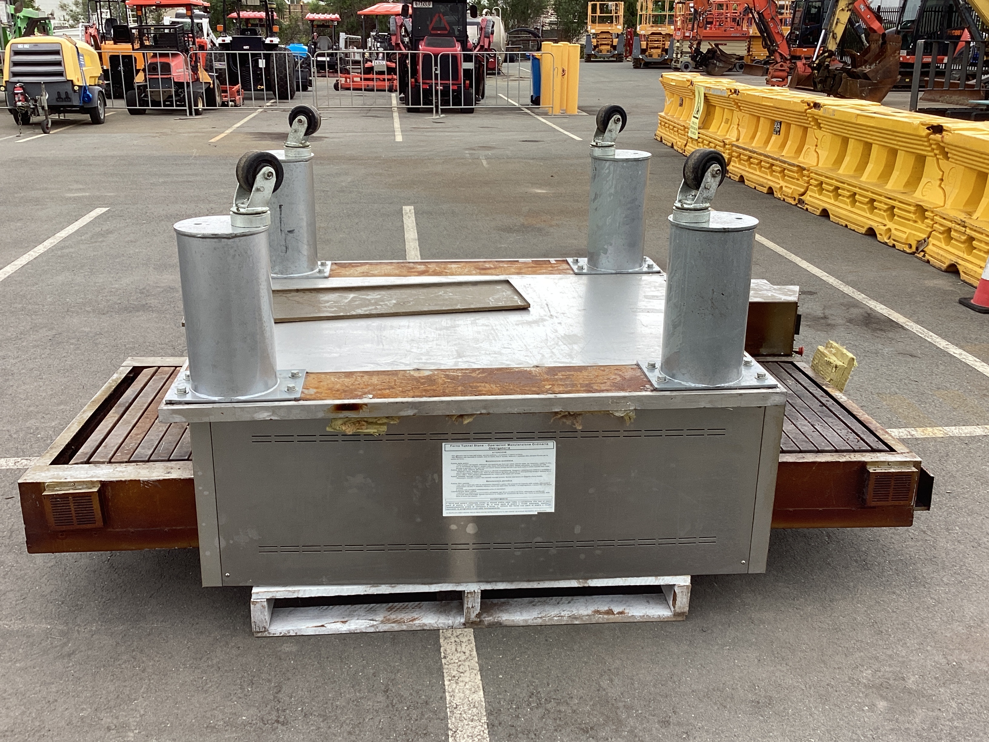 1 · Pizza Oven