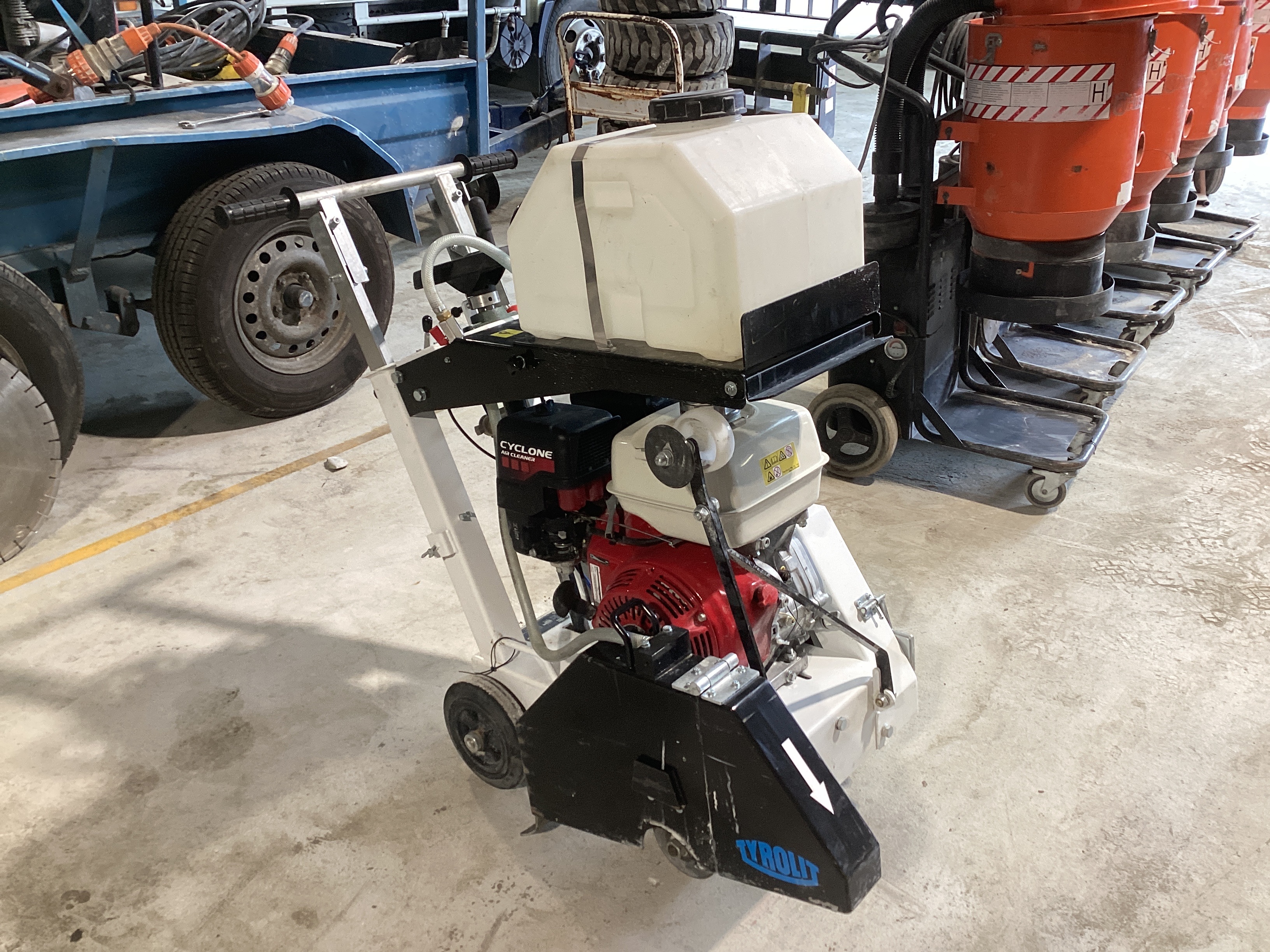 Tyrolit Concrete Saw