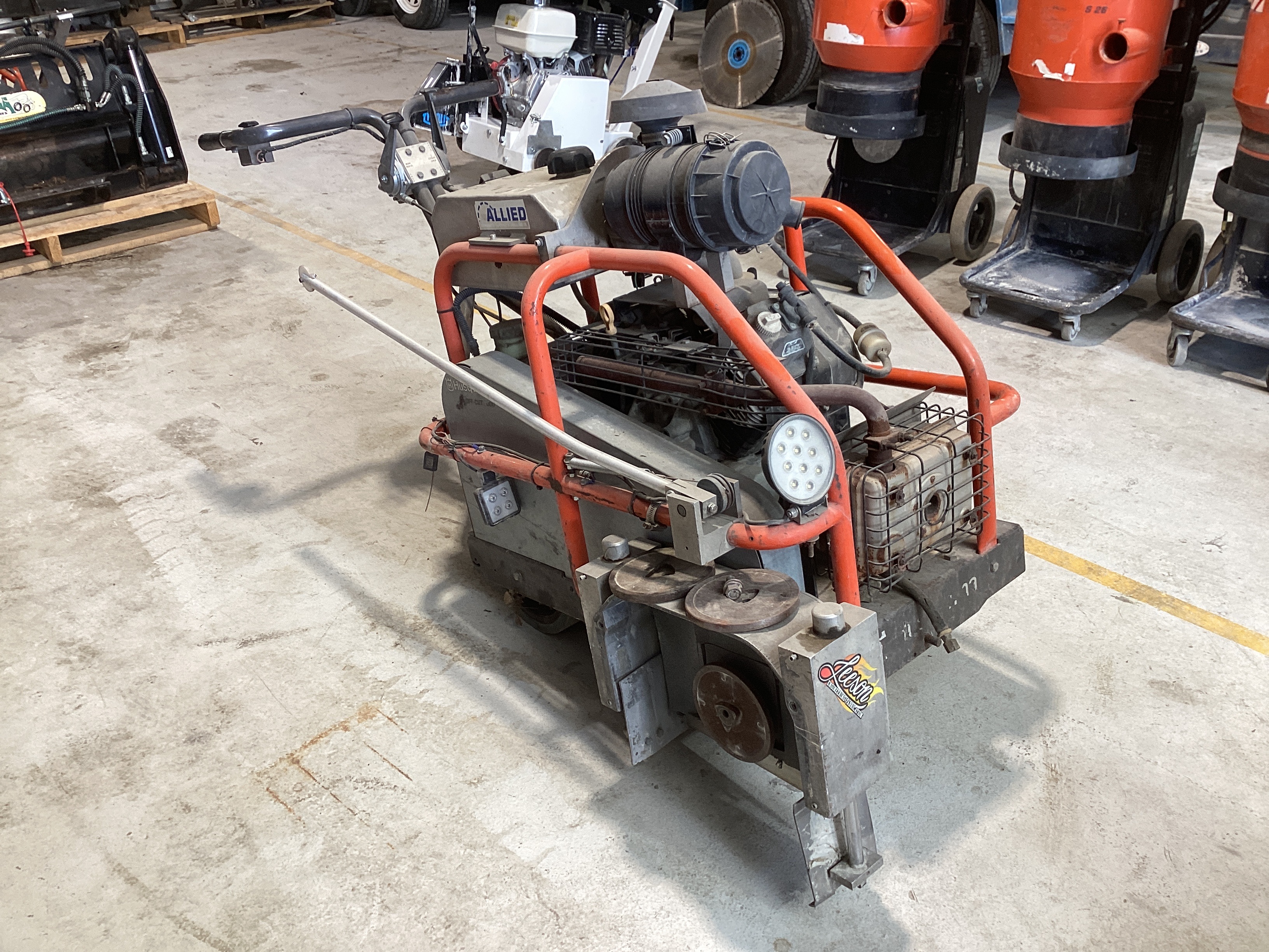 8 · Husqvarna Soft-Cut 4000