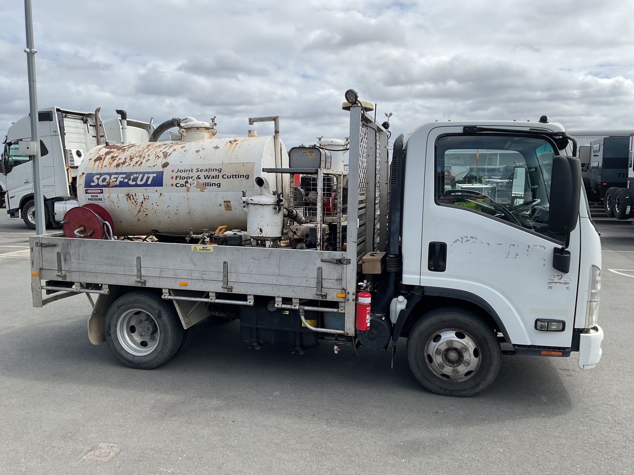 1 · 2015 Isuzu NPR N Series 275 4x2 Other