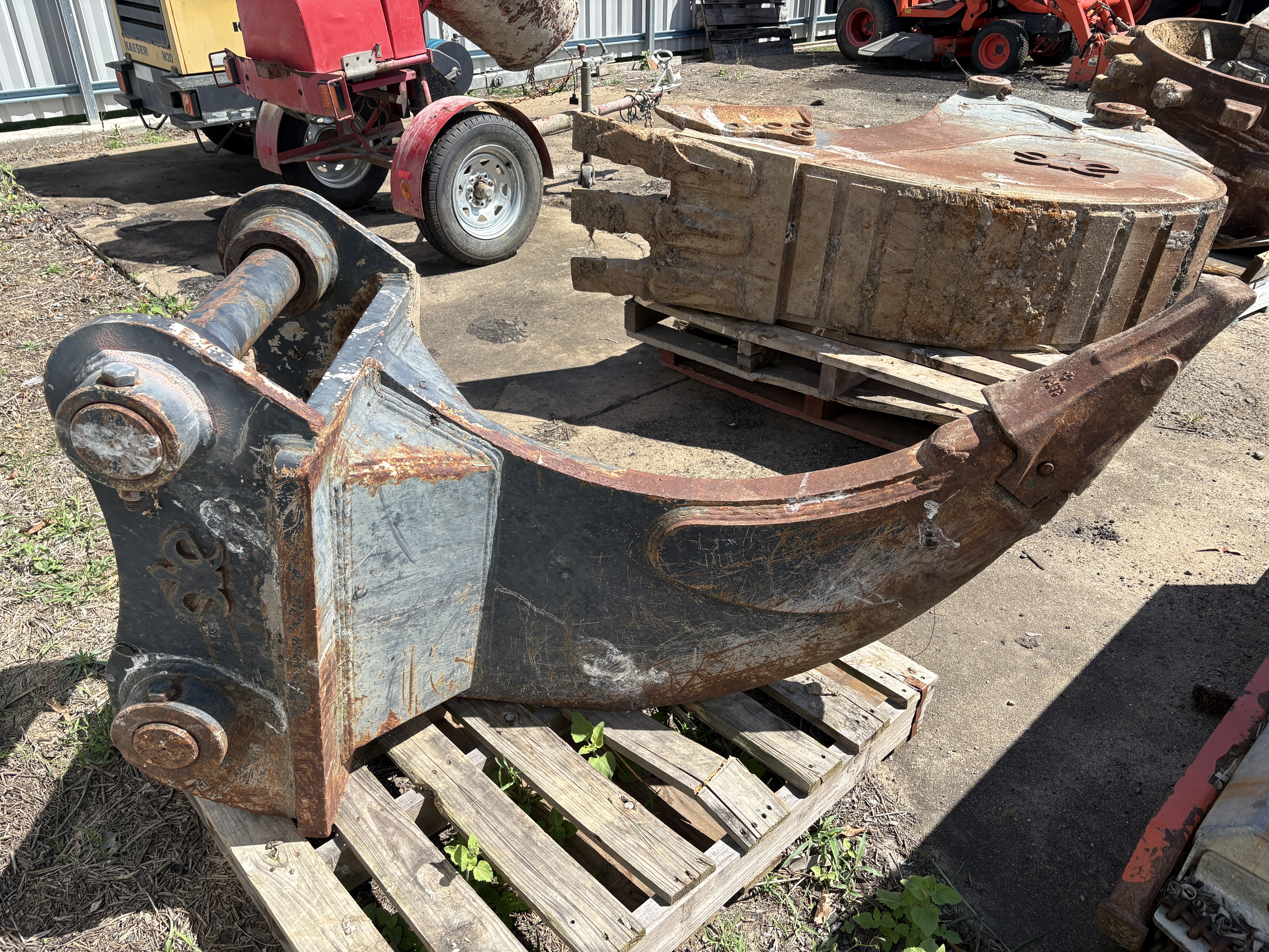 2019 EIE Ripper Attachment