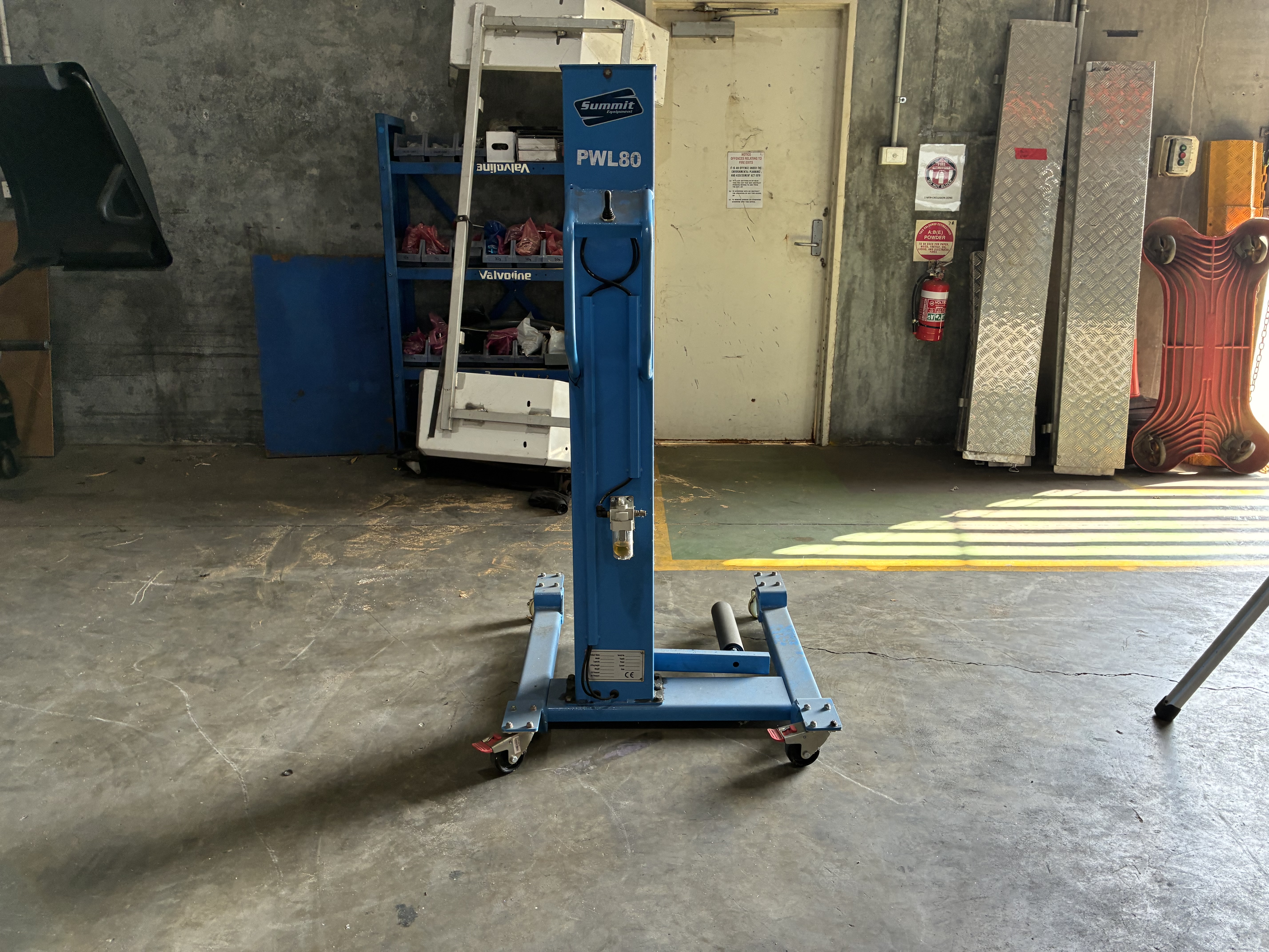 9 · 2024 Summit Equipment PWL80 Pneumatic Wheel Lift