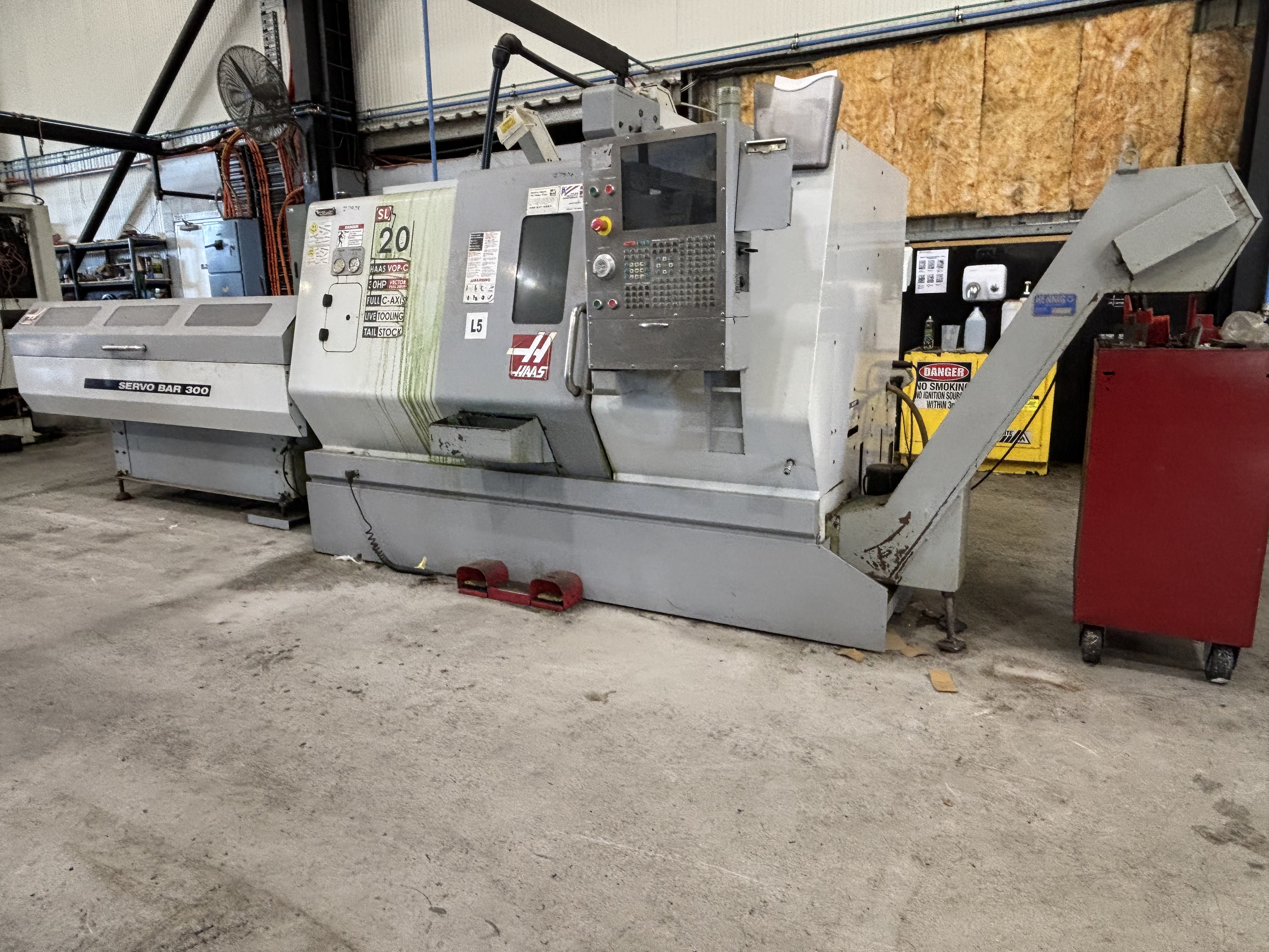 2006 Haas SL-20T CNC Turning Centre with Servo Bar 300 Bar Feeder