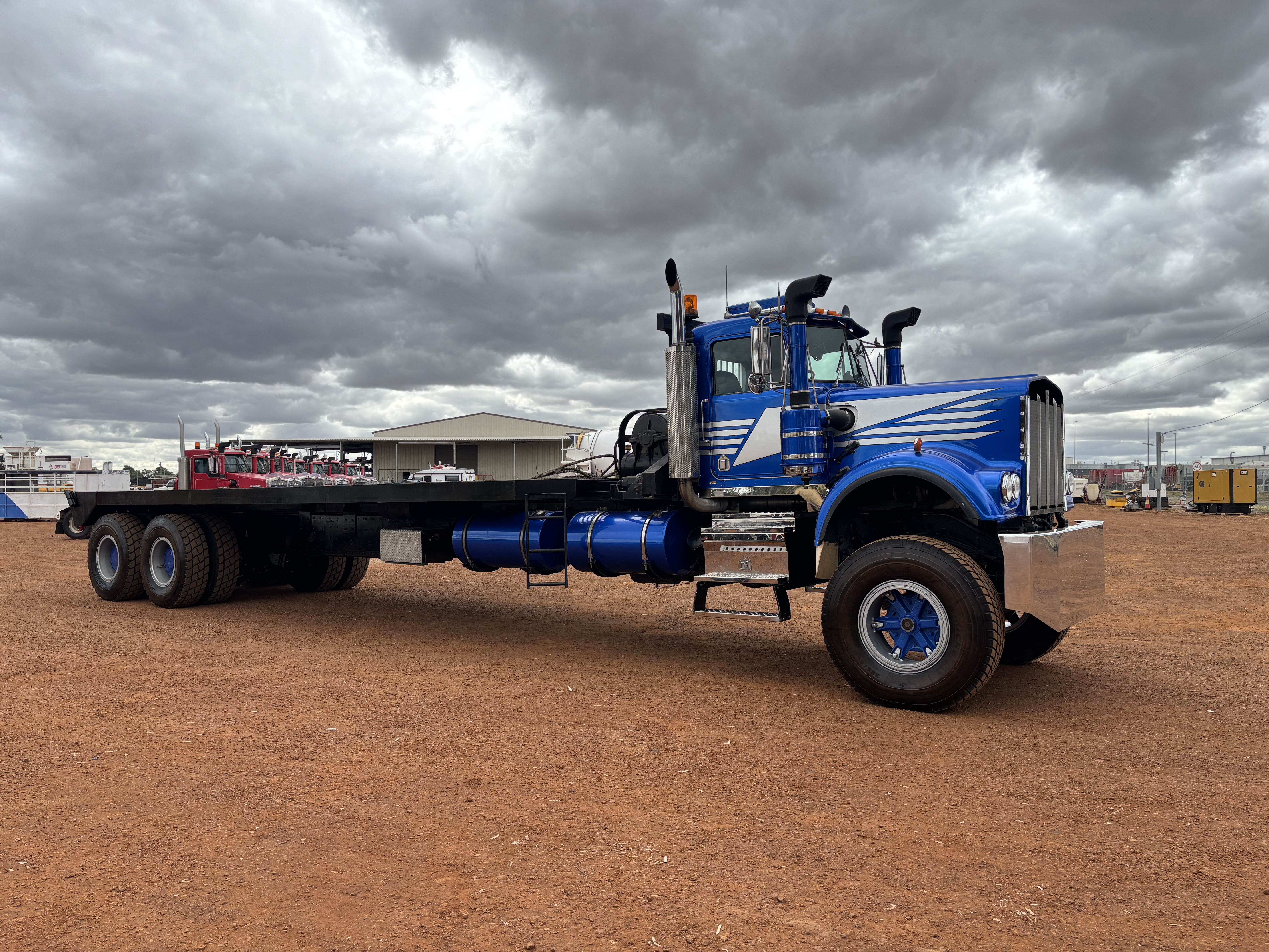 1 · 1981 Kenworth W Model Bed Truck 6x4