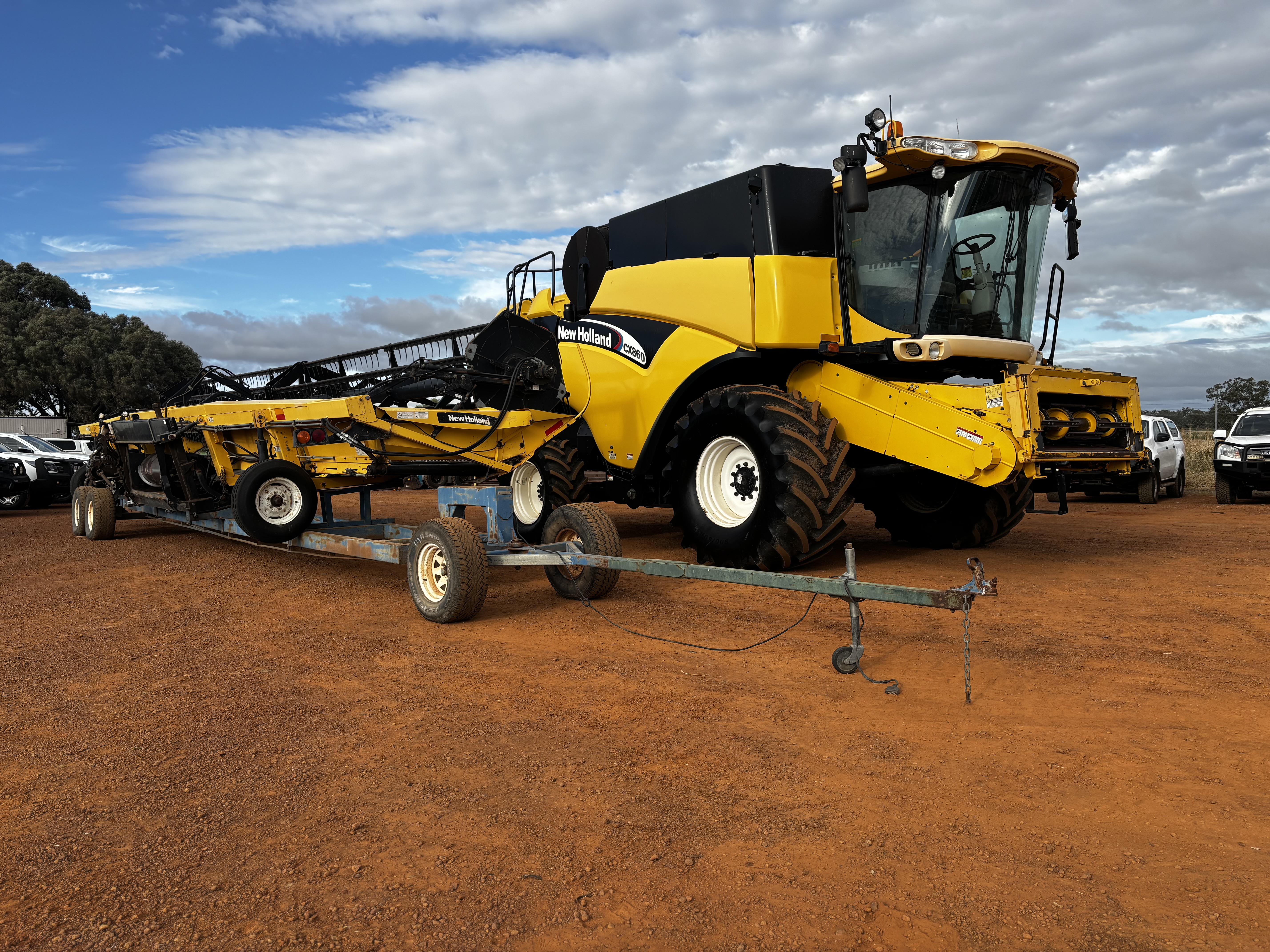 1 · New Holland CX860 Header And 36Ft Honey Bee Front