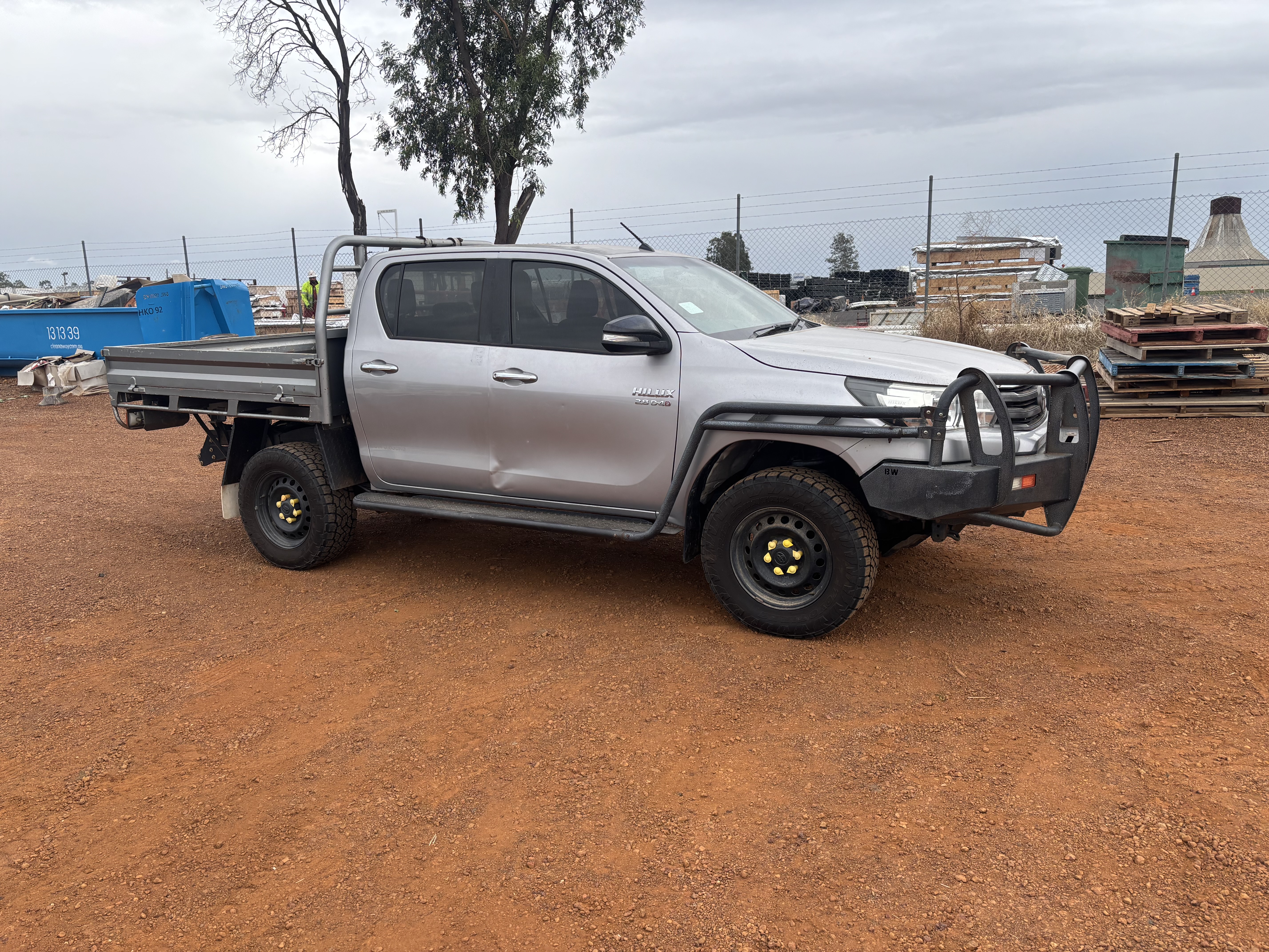 17 · 2017 Toyota Hilux SR Diesel (EX CORPORATE) (NON MOBILE)