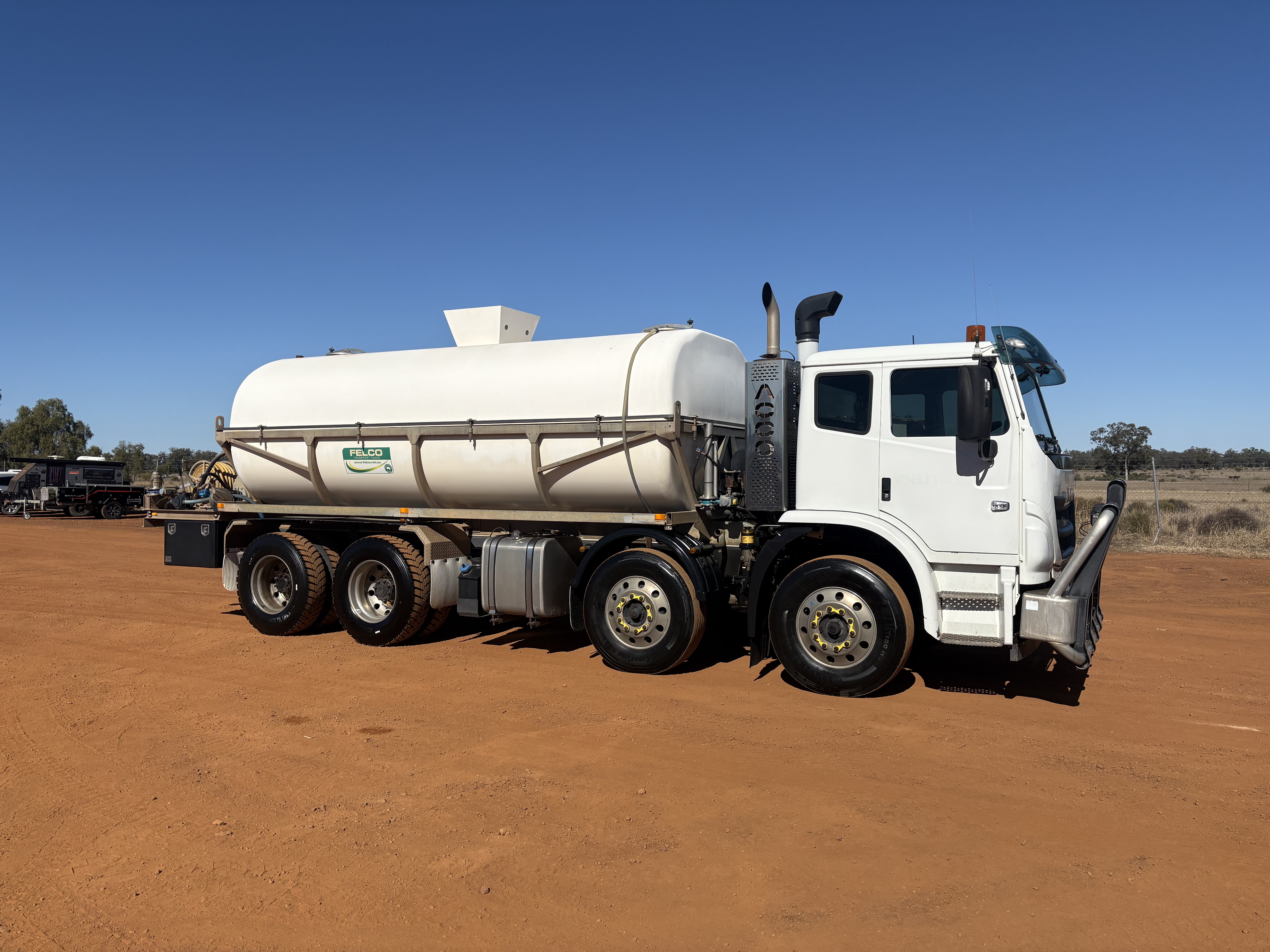 2015 Iveco ACCO 2350G Diesel (EX CORPERATE)