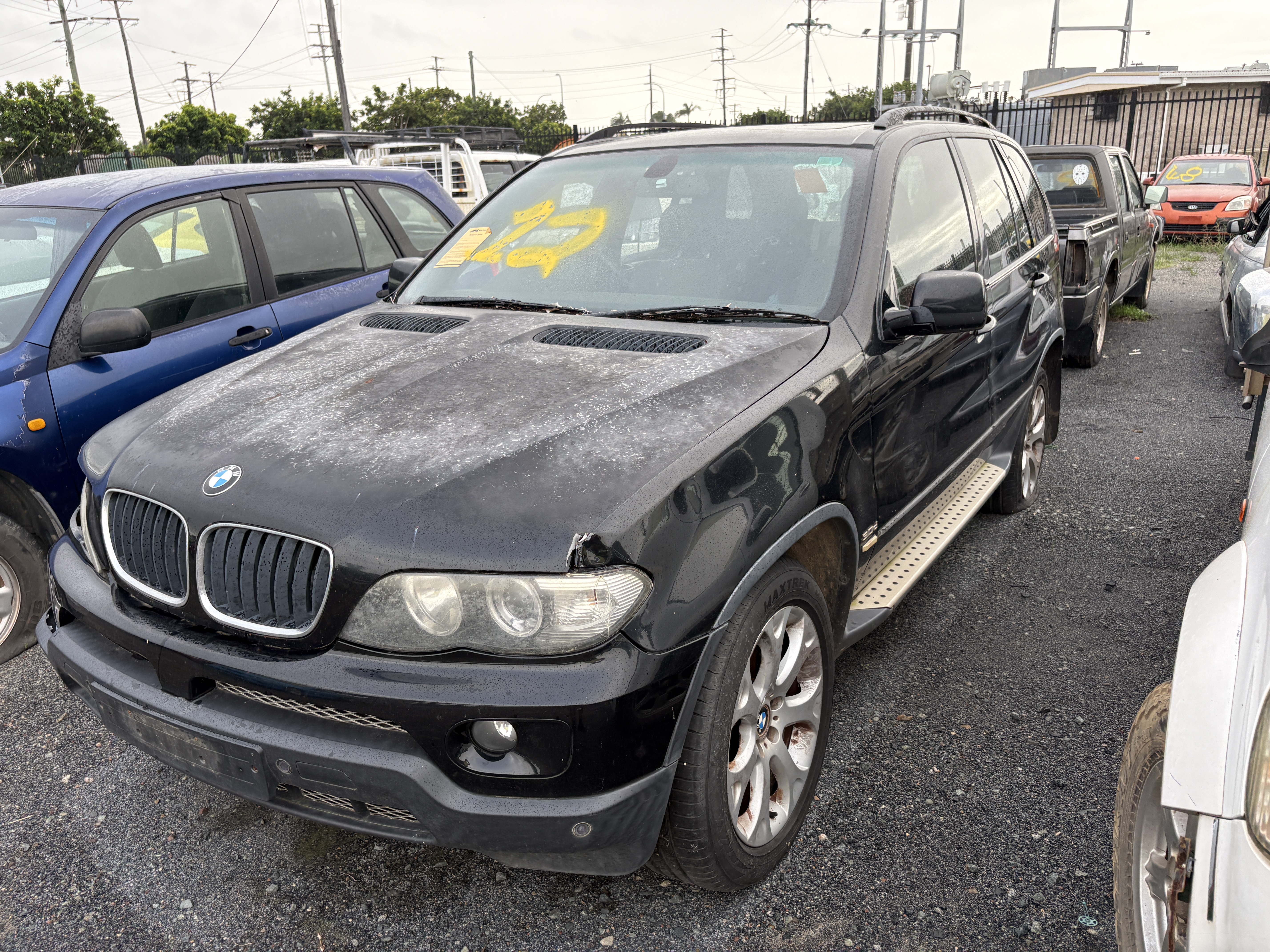 12 · +12 BMW X5 Wagon