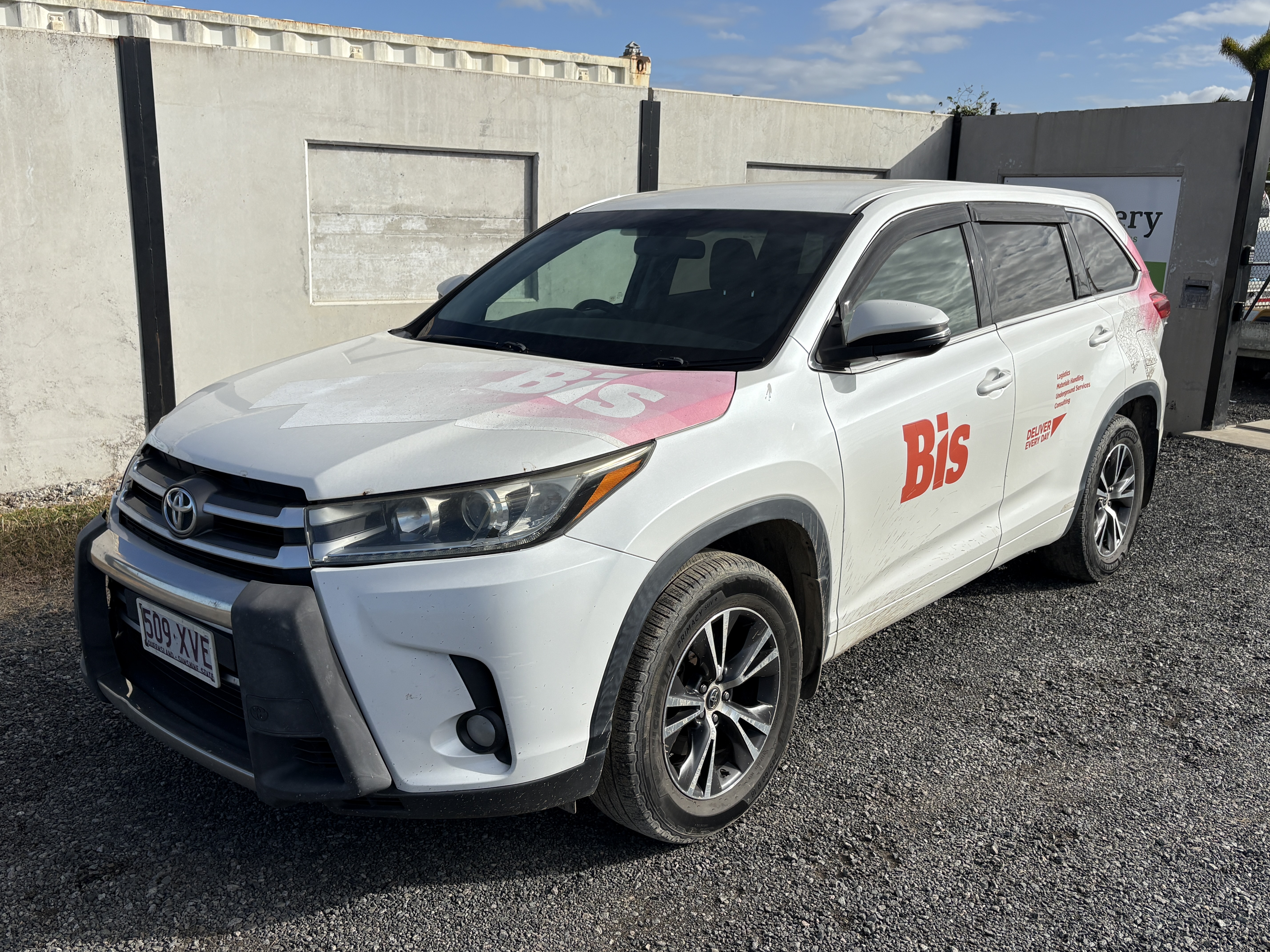 3 · 2017 Toyota Kluger GX Petrol