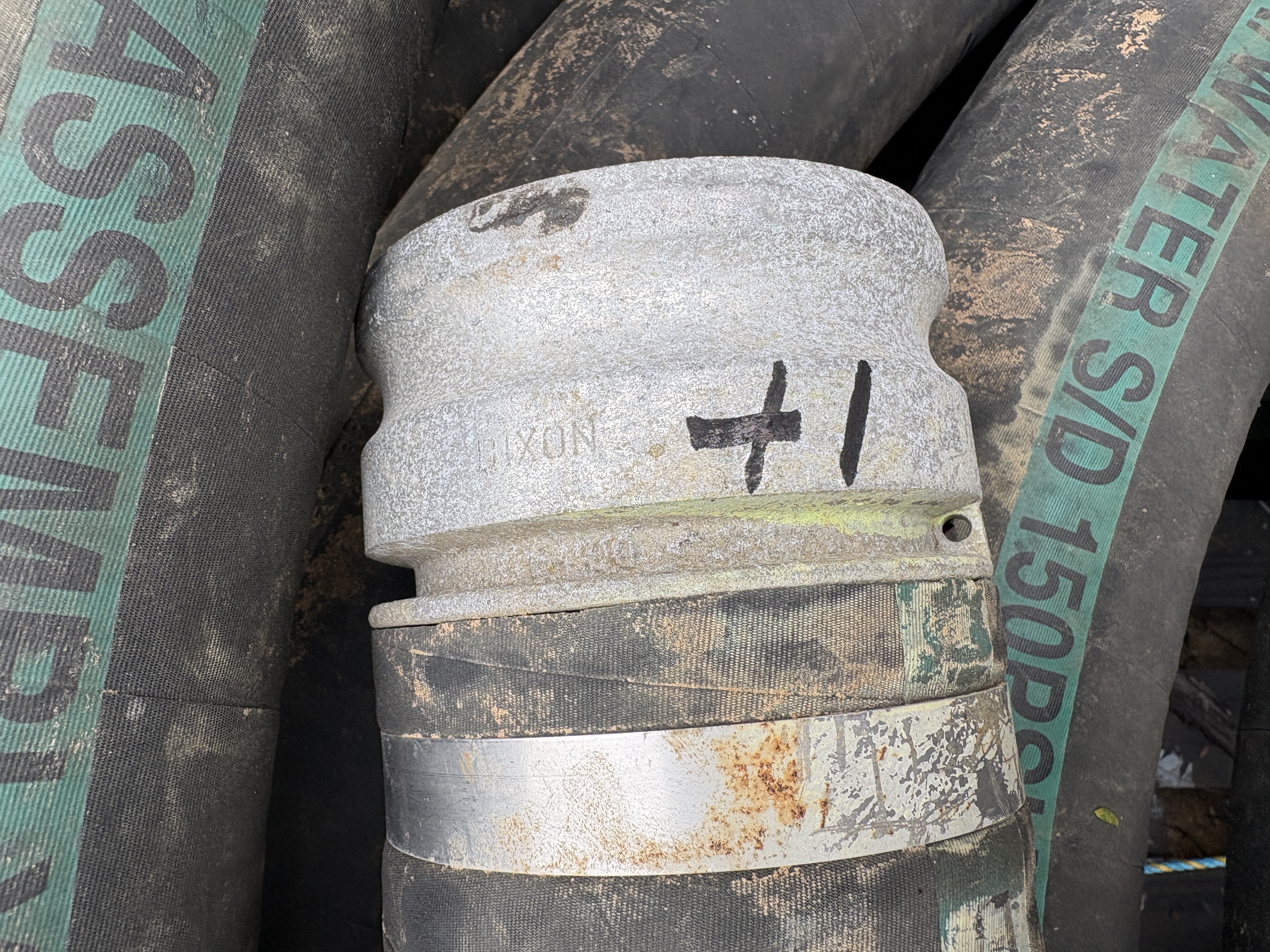 1 · Pallet Of Dixons Hoses