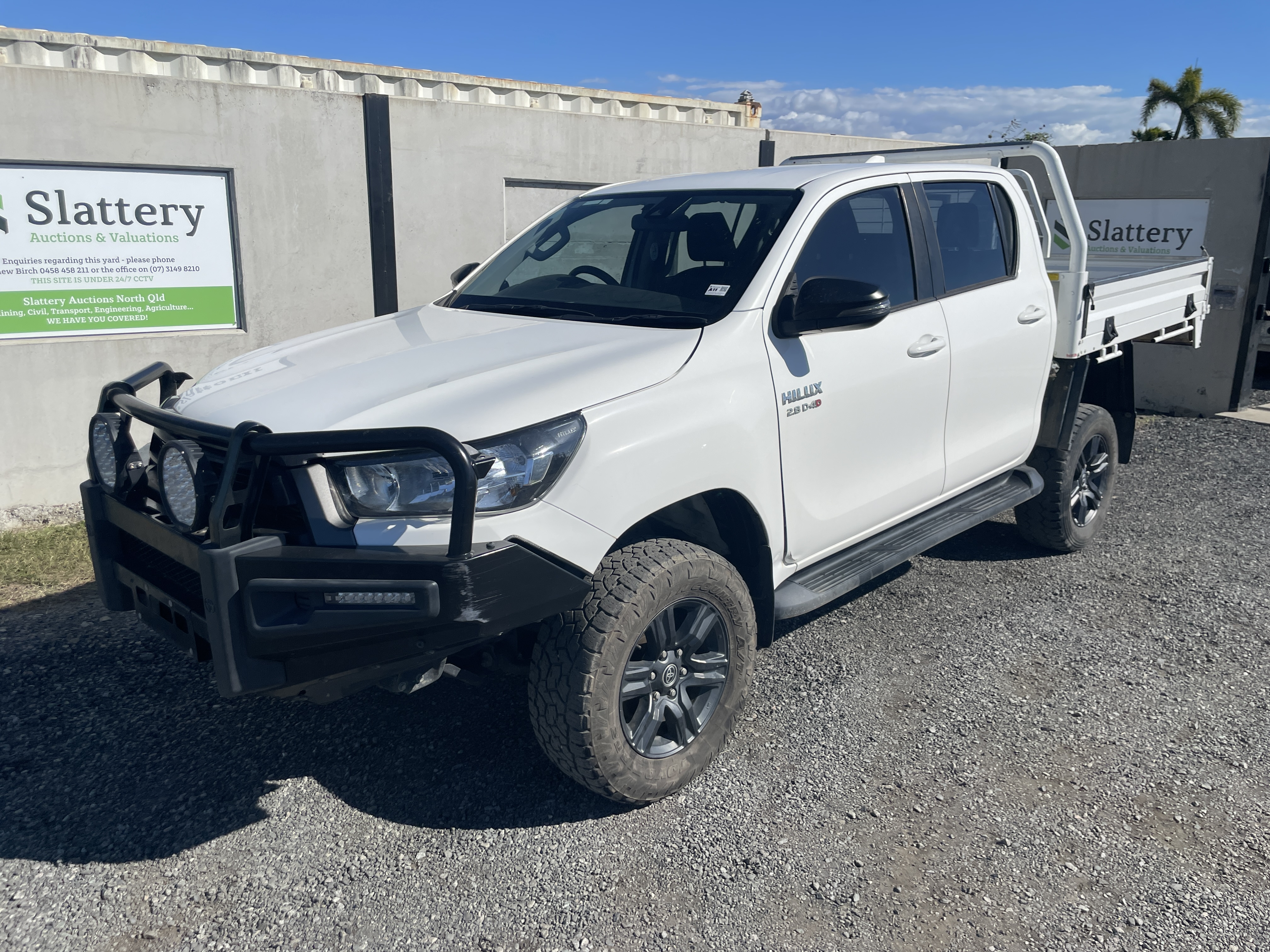 2023 Toyota Hilux SR Diesel (Repossession)