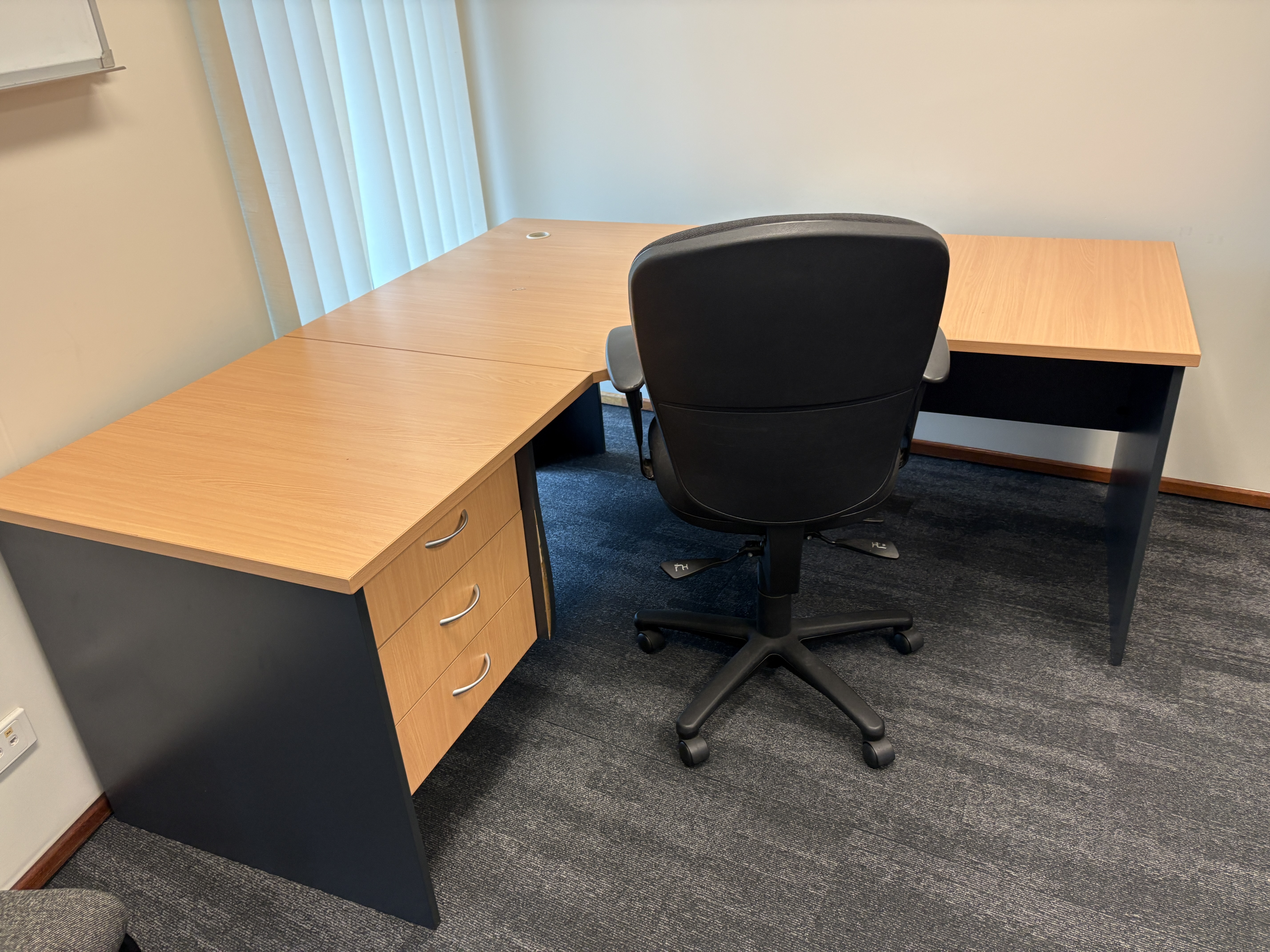 11 · Corner Desk And Chair