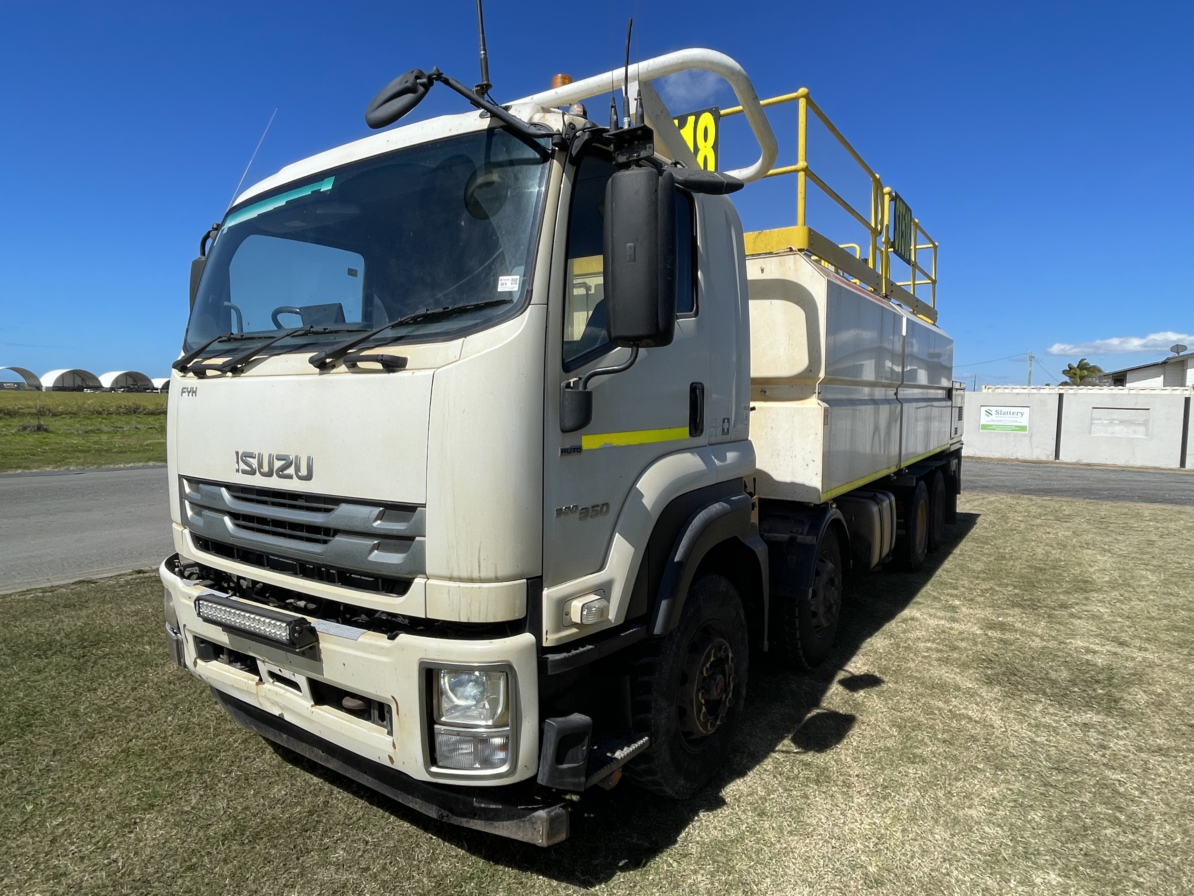 2022 Isuzu FH Series 8x4 Service Truck