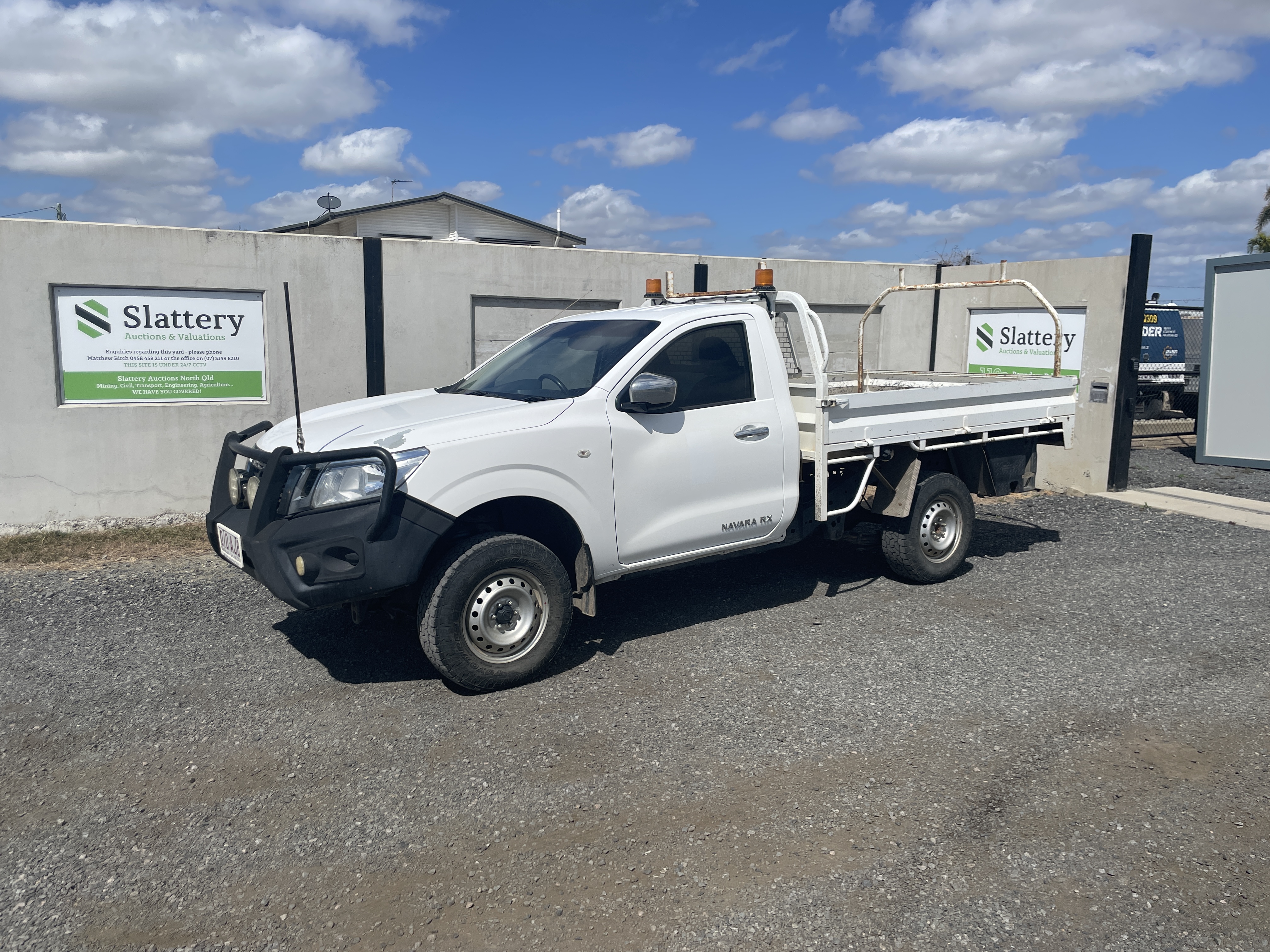 8 · 2020 Nissan Navara RX Diesel **COUNCIL ASSET**