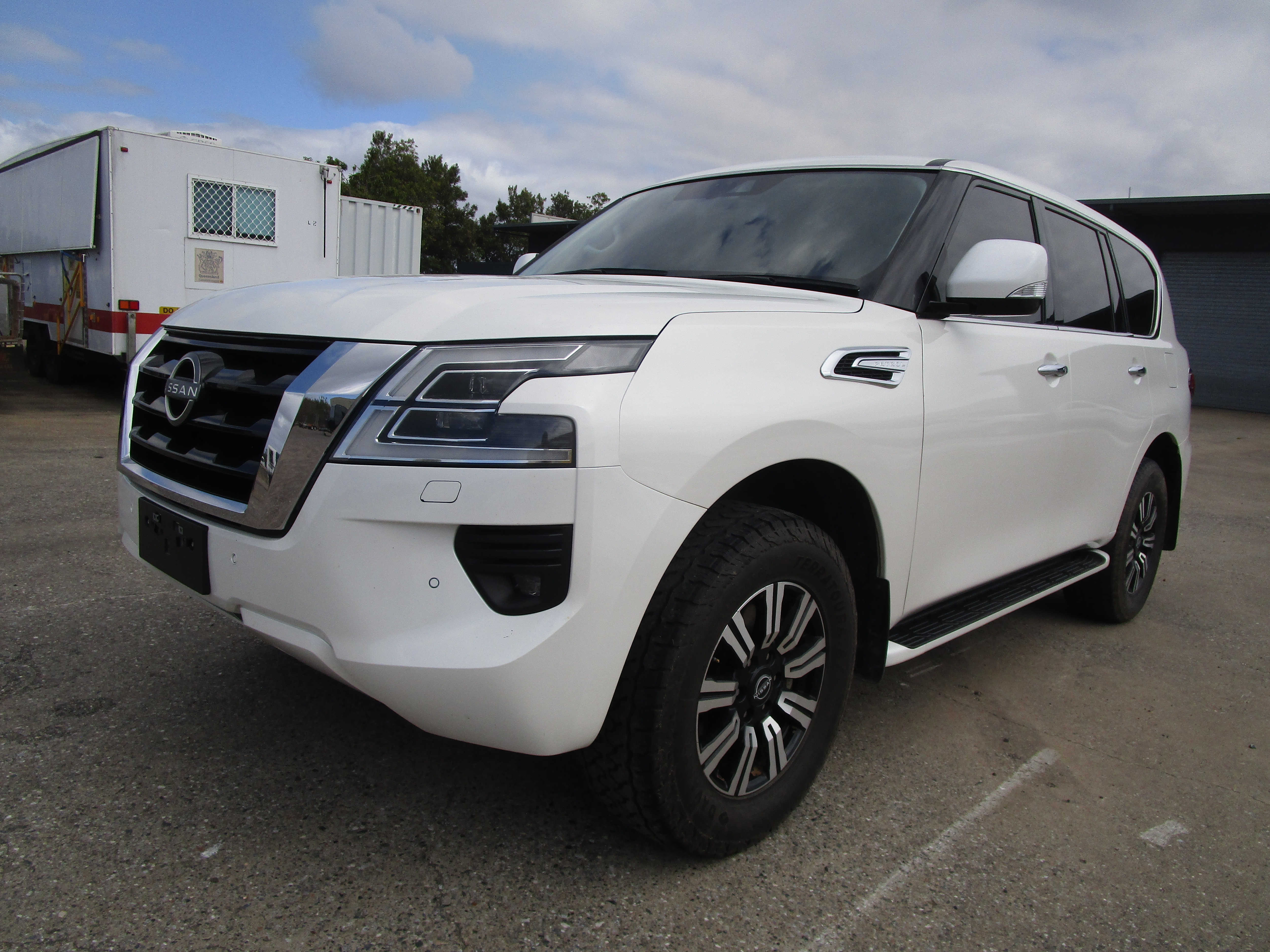 2024 Nissan Patrol Ti Petrol