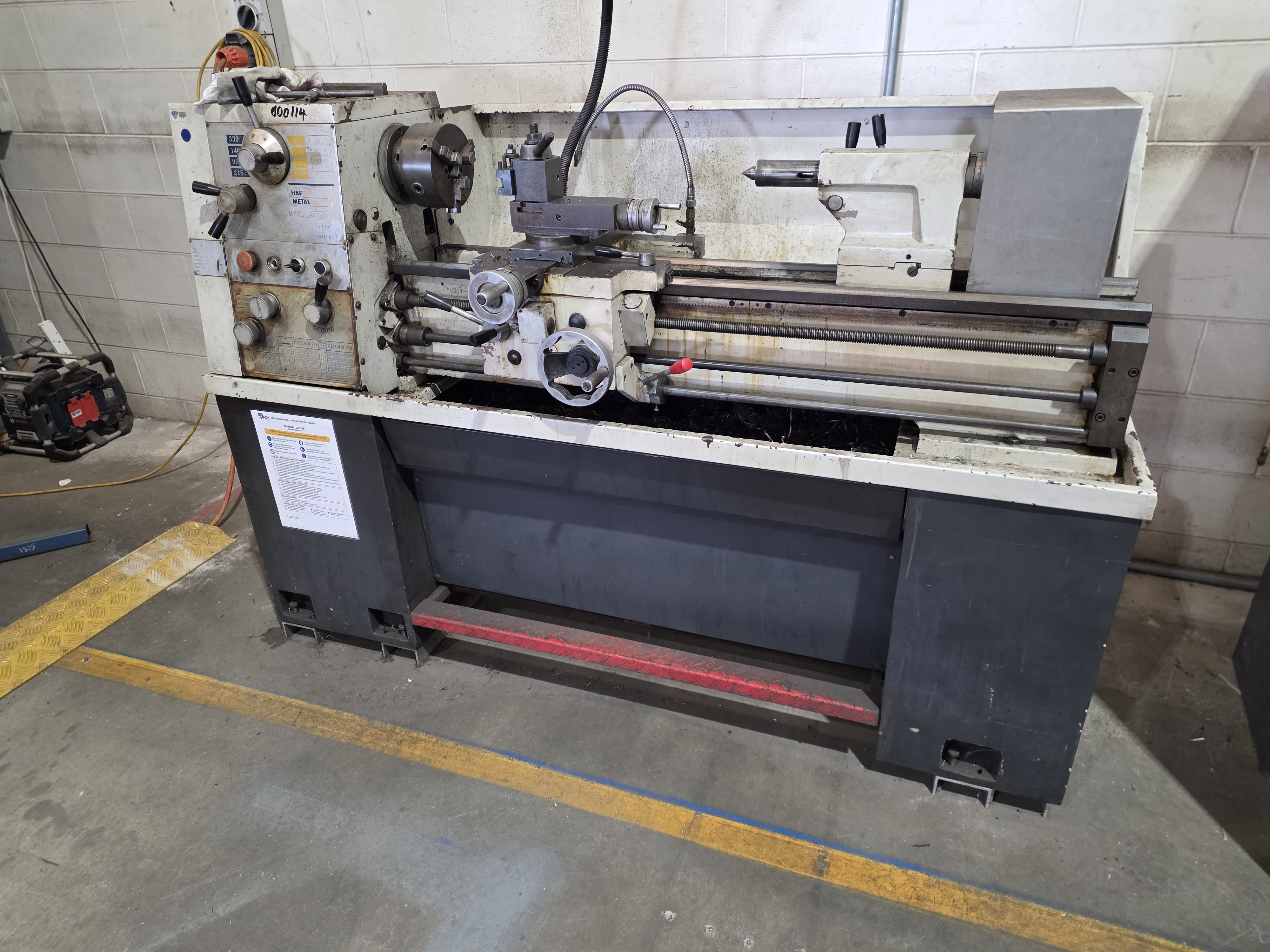 2006 Hafco Metalmaster AL540A Hydraulic Centre Lathe