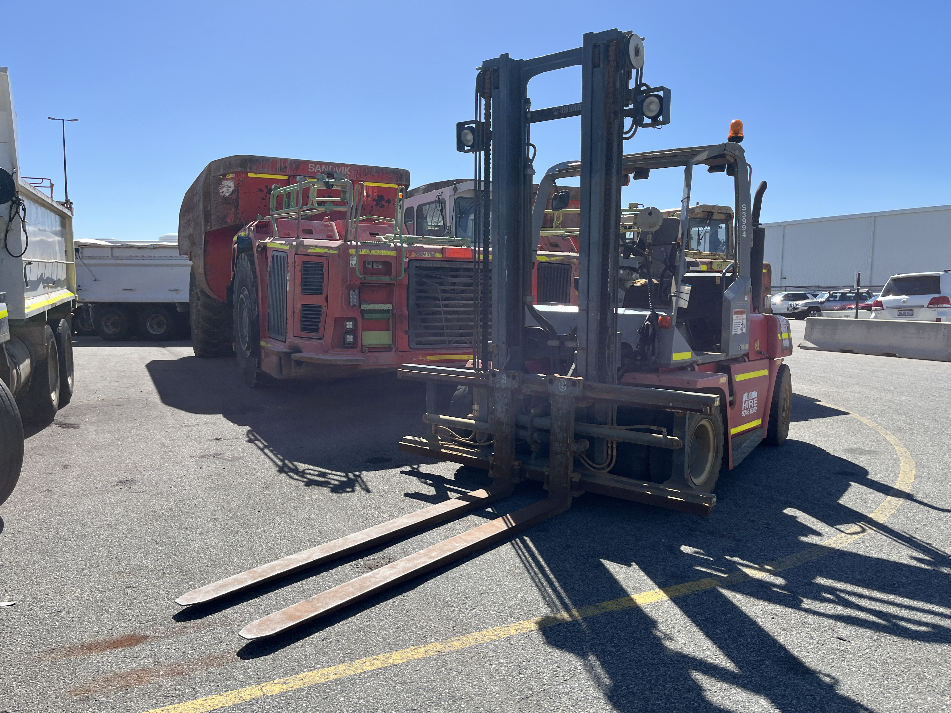 9 · 2014 Manitou DCE 70-6 Diesel Forklift