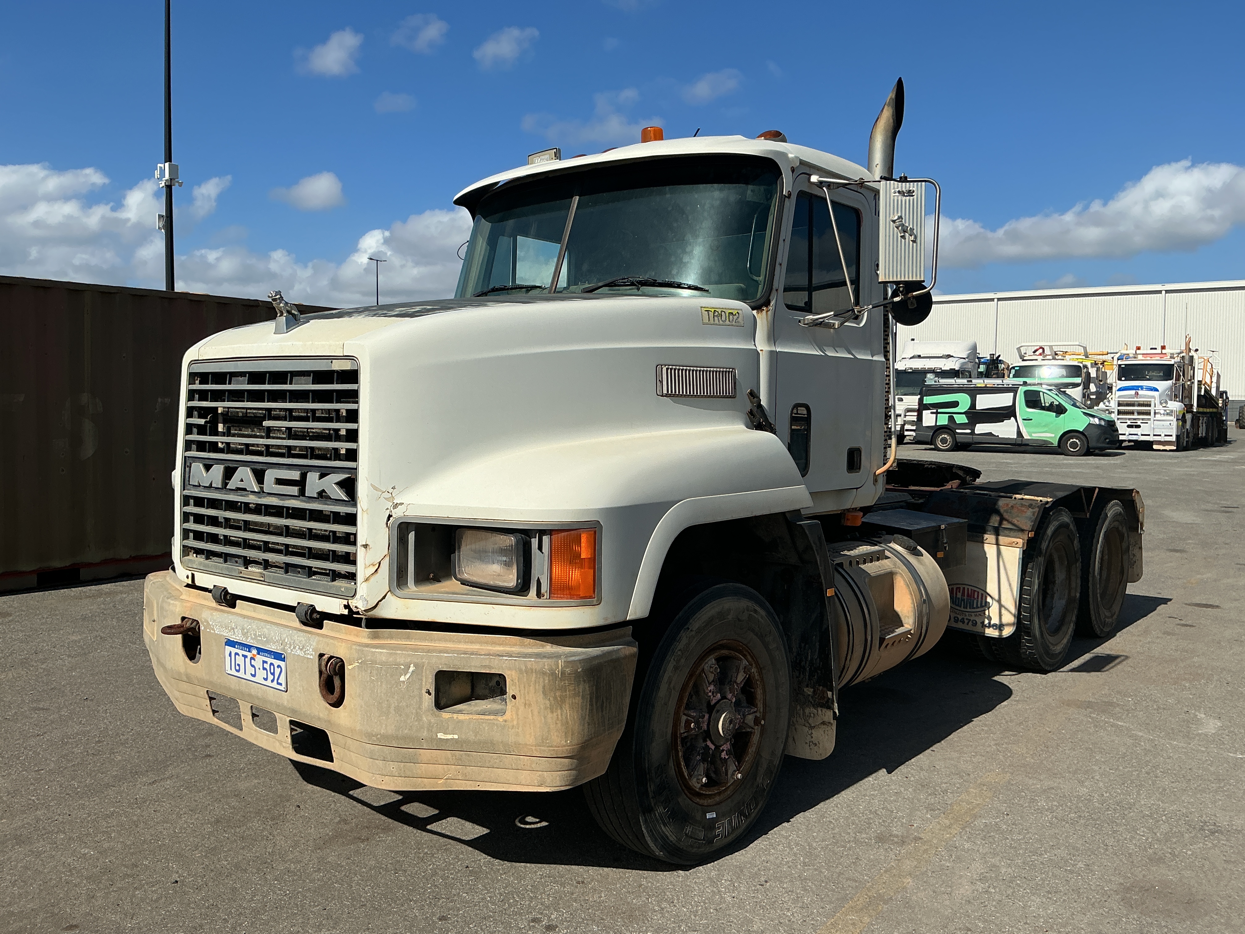 1996 Mack CHR 6x4 Prime Mover