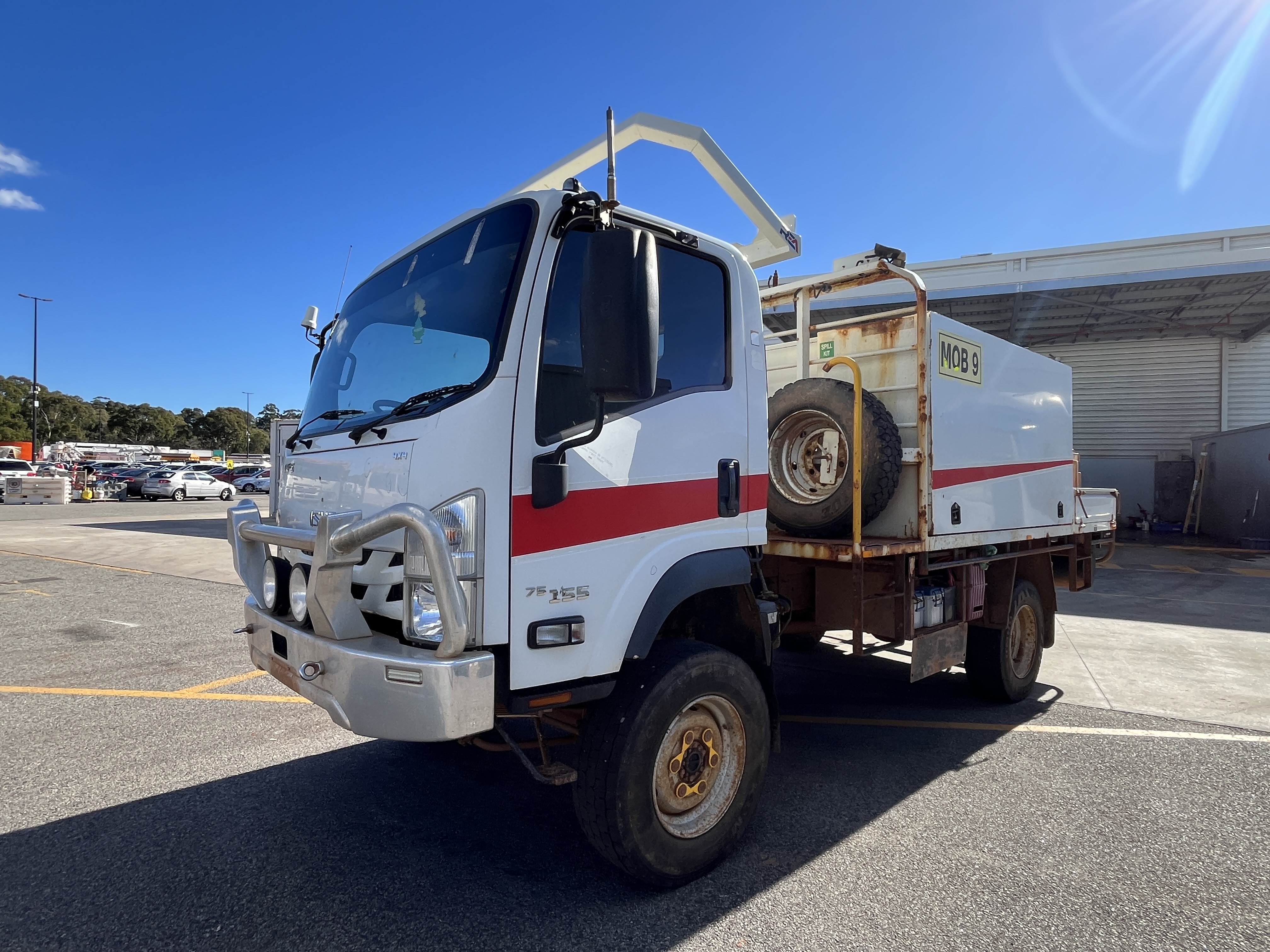 2017 Isuzu NPS 4x4 Truck (Ex Lease)
