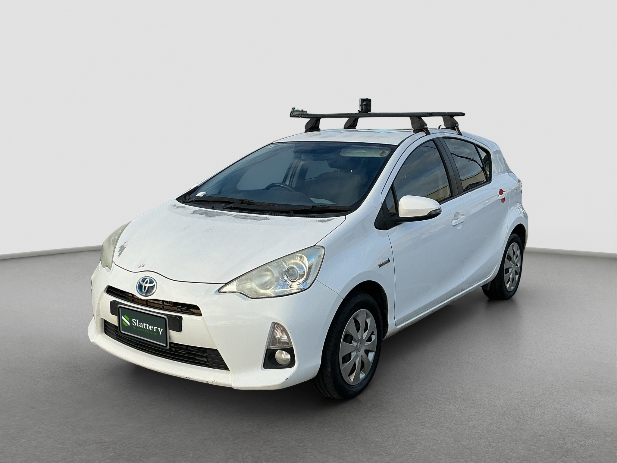 18 · 2014 Toyota Prius C  Hybrid-Petrol