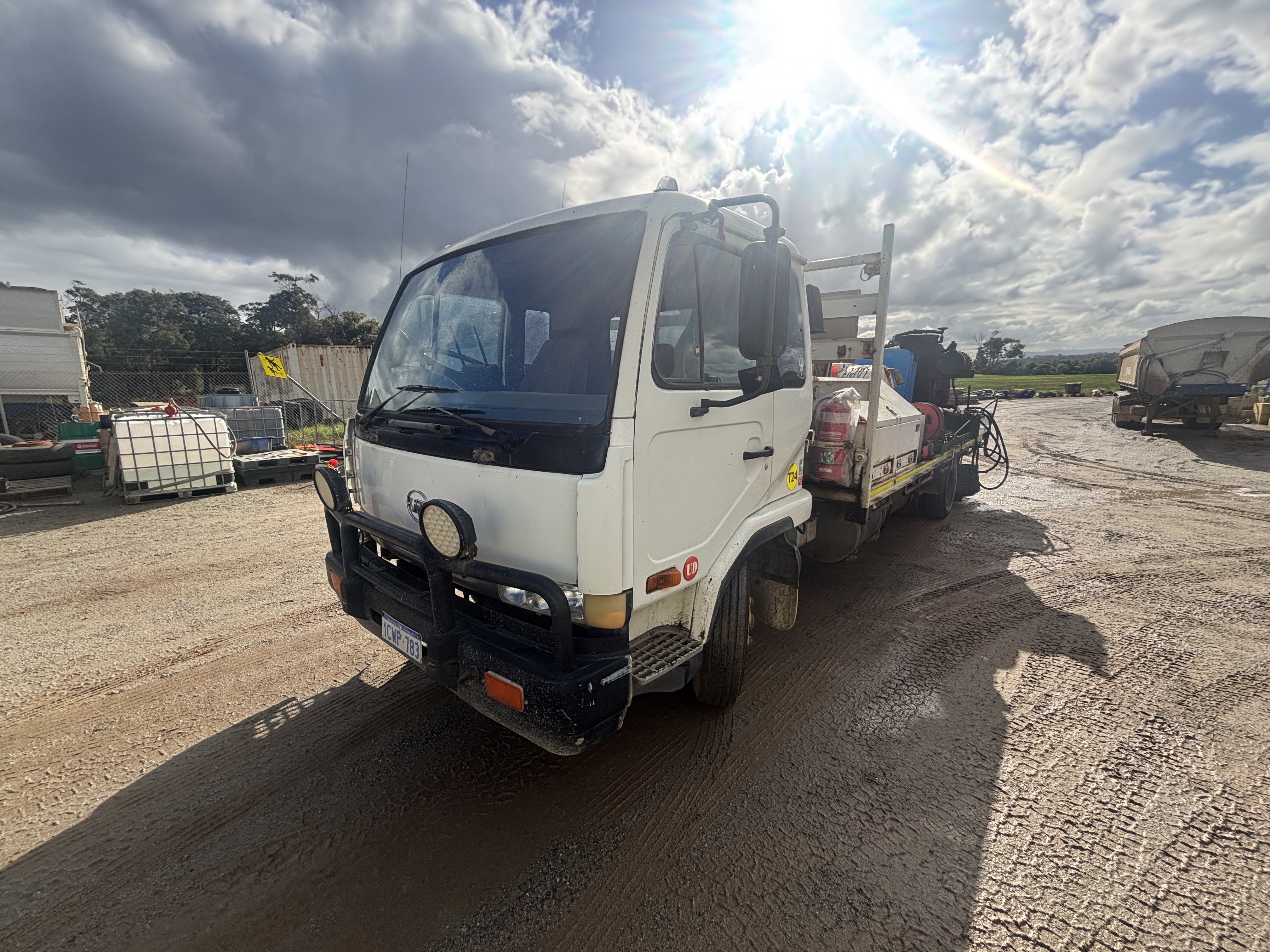 13 · 2002 Nissan HKB210   4x2 Bitumen Truck (Repairable Write-off)